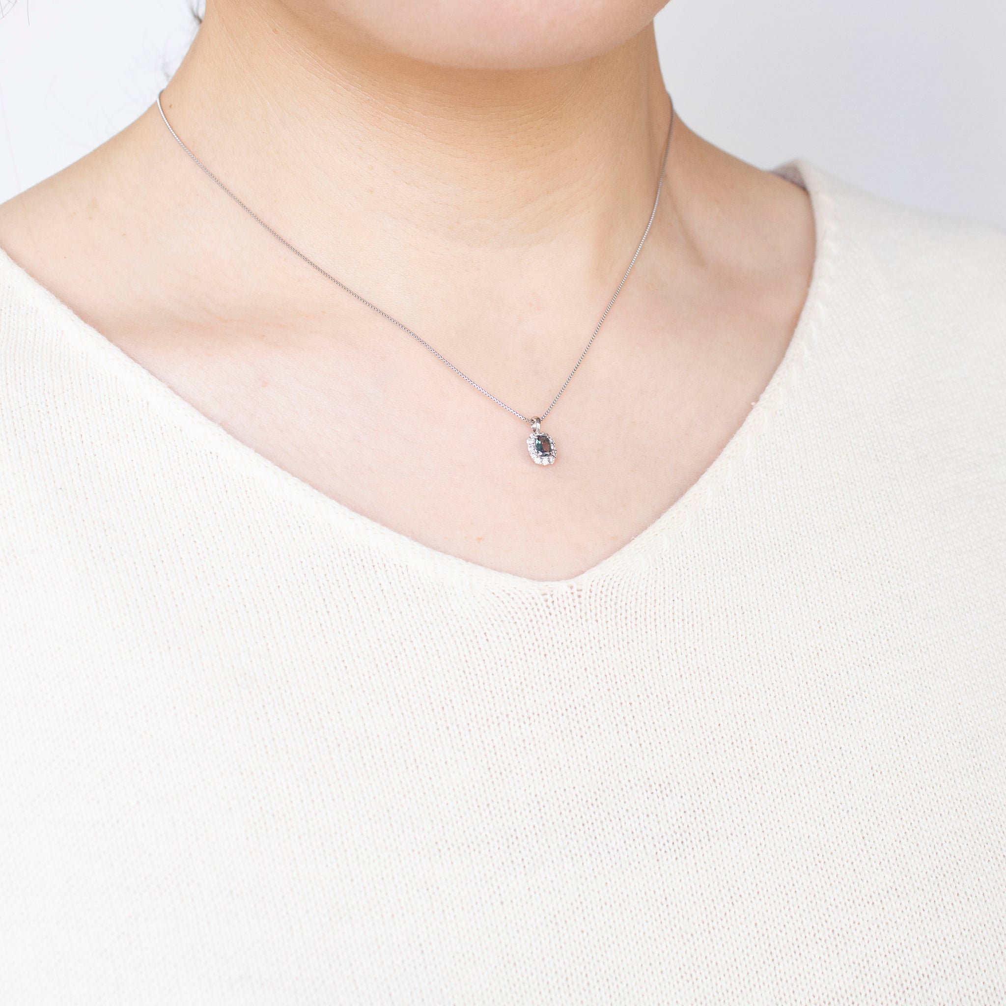 【限定1点】アレキンサンドライト/ダイヤモンド プラチナネックレス(6月誕生石/鑑別書付き)《25T10170》