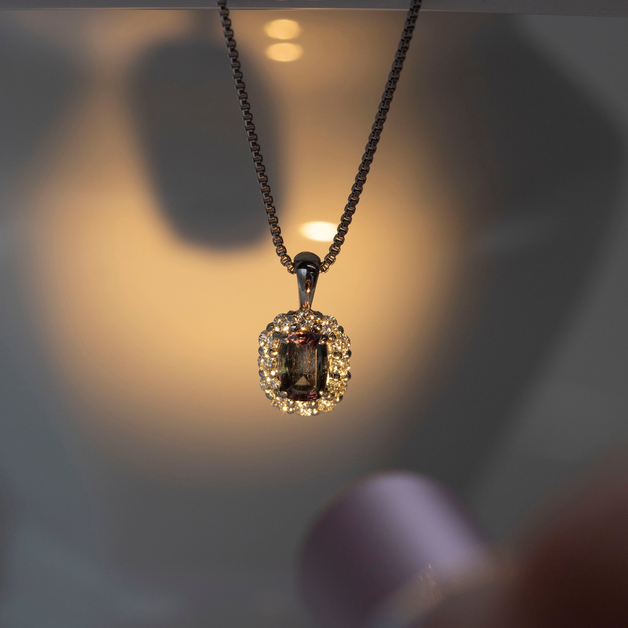 【限定1点】アレキンサンドライト/ダイヤモンド プラチナネックレス(6月誕生石/鑑別書付き)《25T10170》