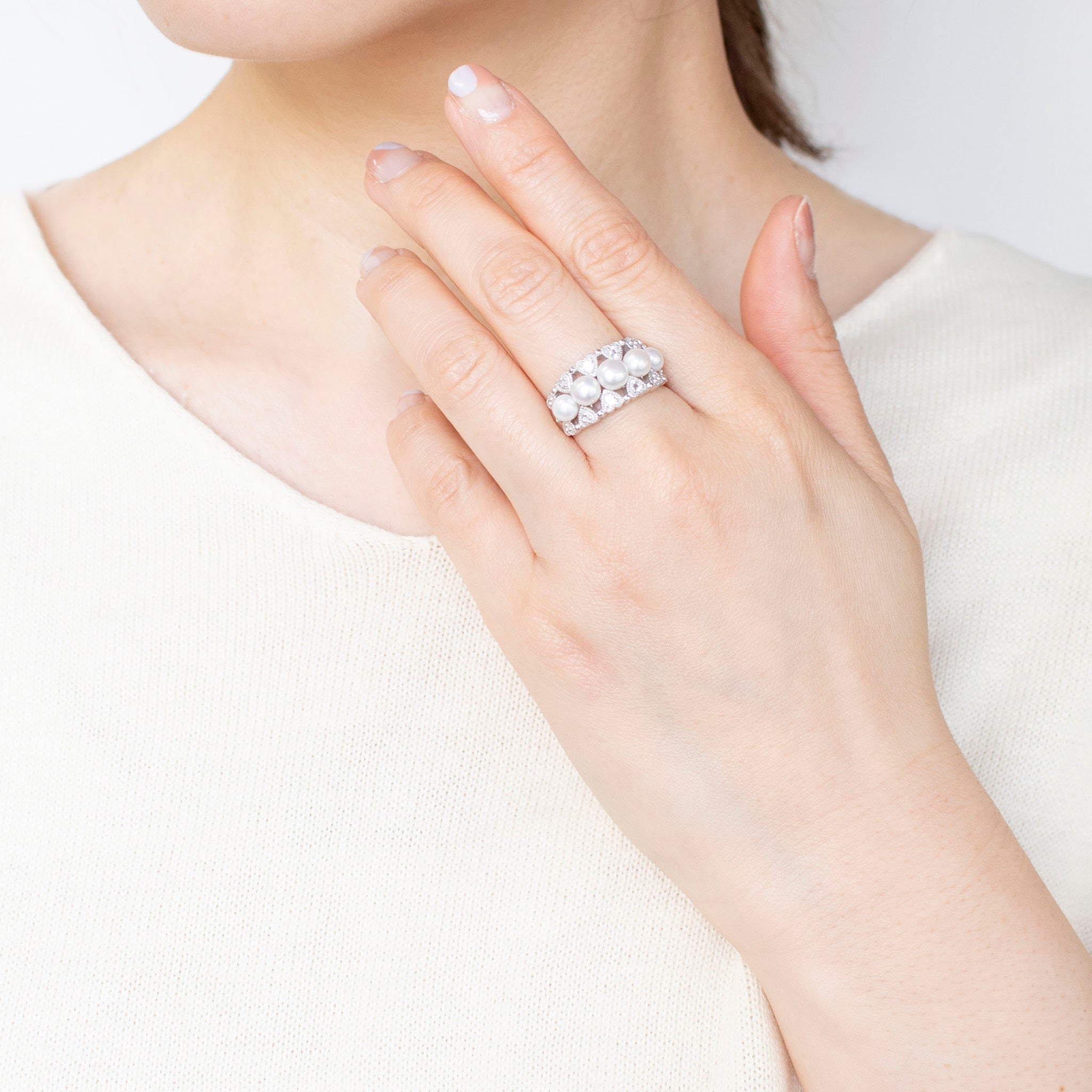 パール/ホワイトトパーズ シルバーリング(淡水真珠/6月誕生石)《25T10172》