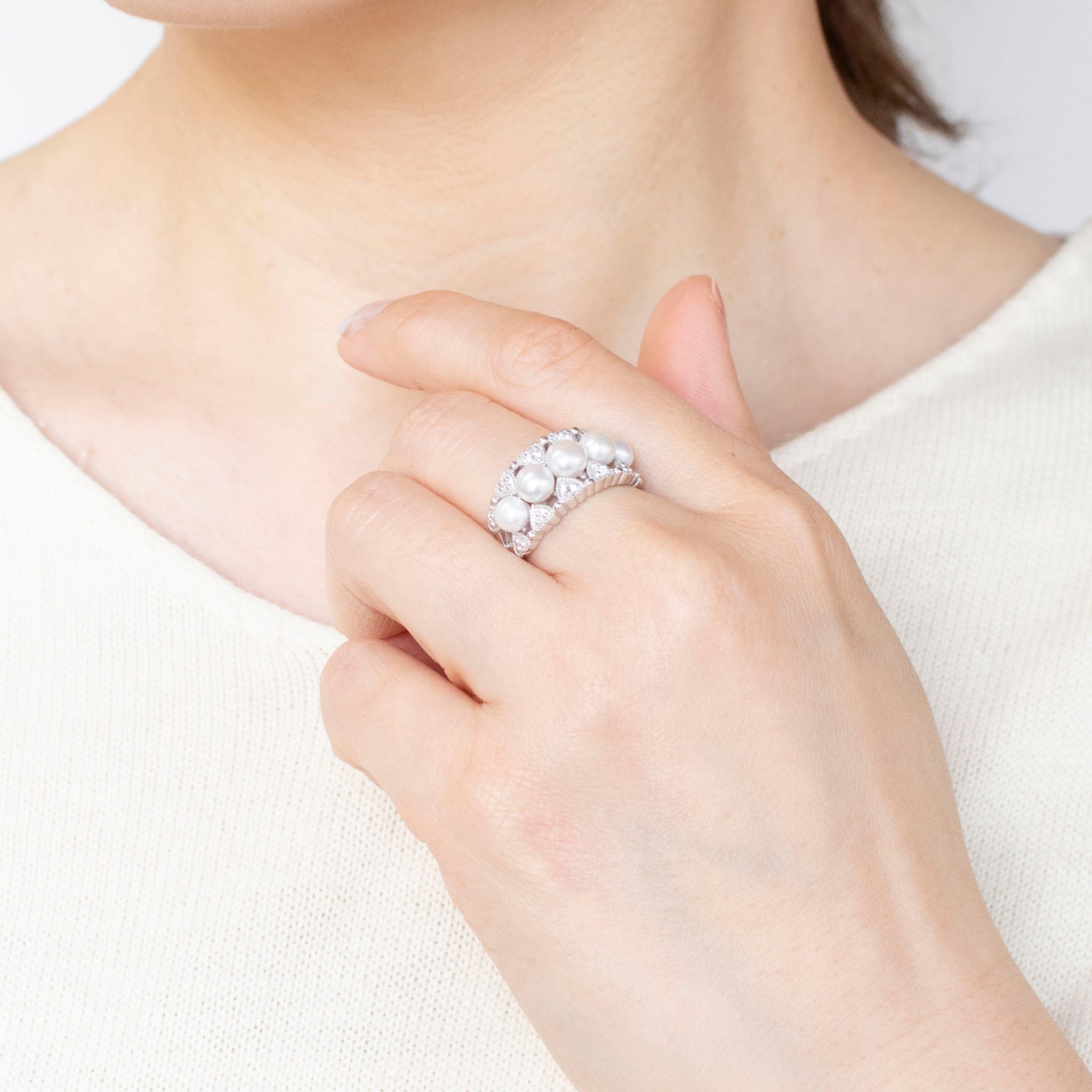 パール/ホワイトトパーズ シルバーリング(淡水真珠/6月誕生石)《25T10172》