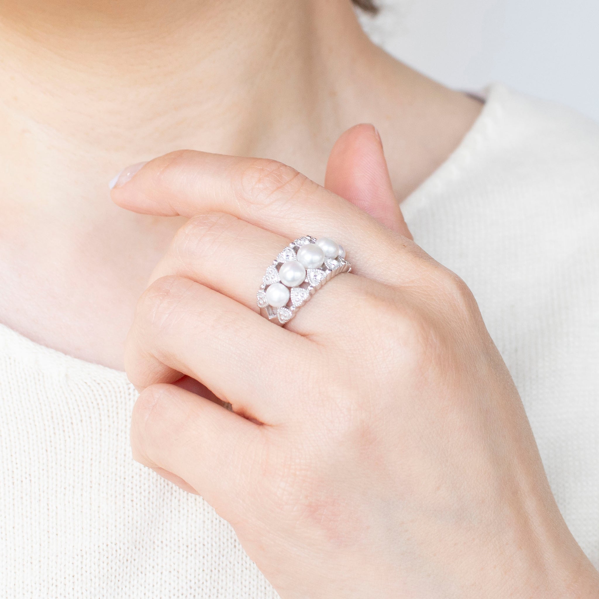 パール/ホワイトトパーズ シルバーリング(淡水真珠/6月誕生石)《25T10172》