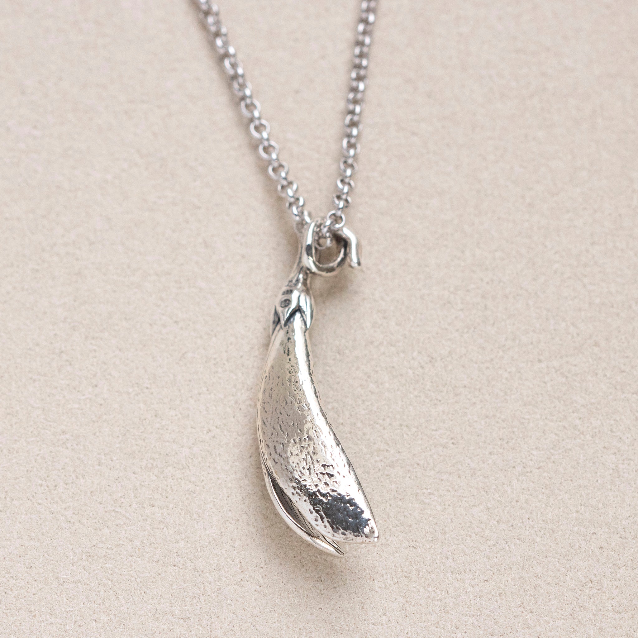 パール シルバーネックレス(淡水真珠/ビーンズモチーフ/6月誕生石)《25T10173》