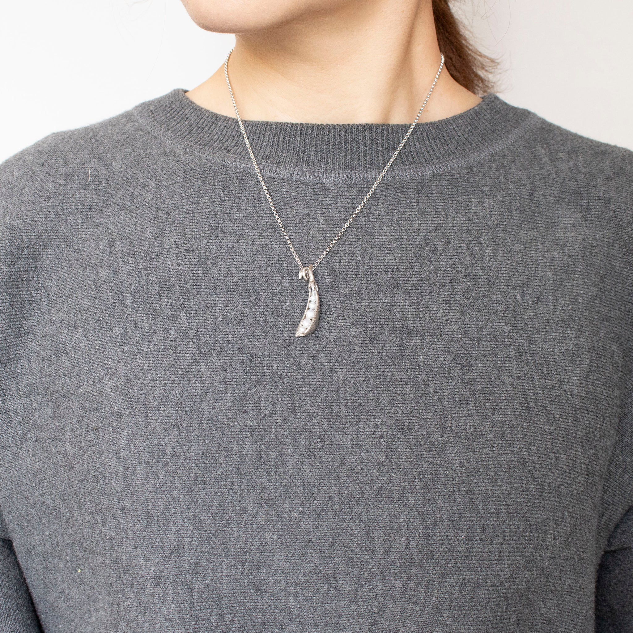 パール シルバーネックレス(淡水真珠/ビーンズモチーフ/6月誕生石)《25T10173》