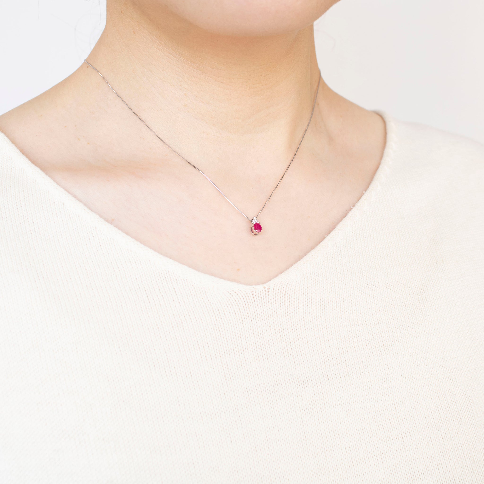 【限定1点】ルビー/ダイヤモンド プラチナネックレス(7月誕生石)《25T10182》