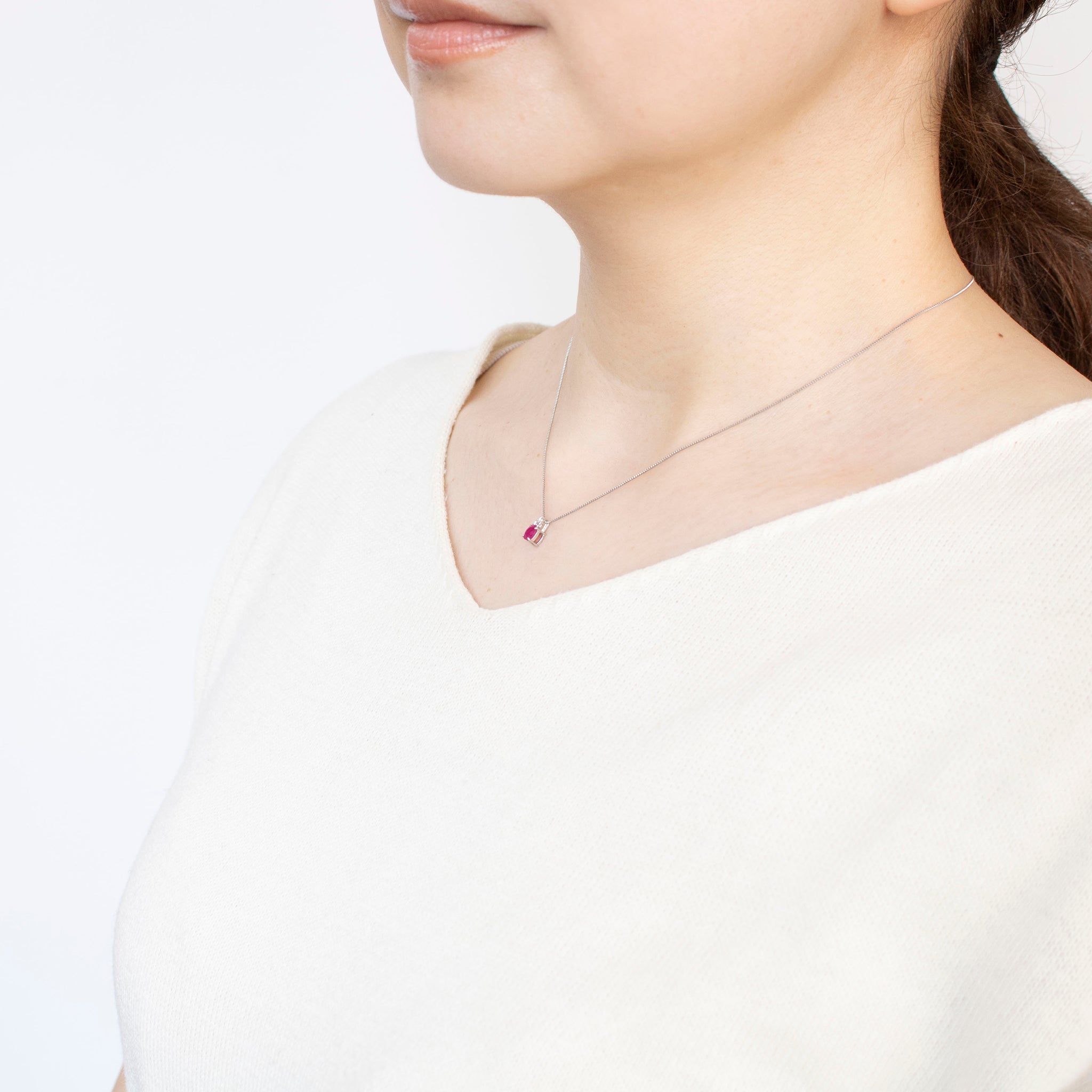 【限定1点】ルビー/ダイヤモンド プラチナネックレス(7月誕生石)《25T10182》