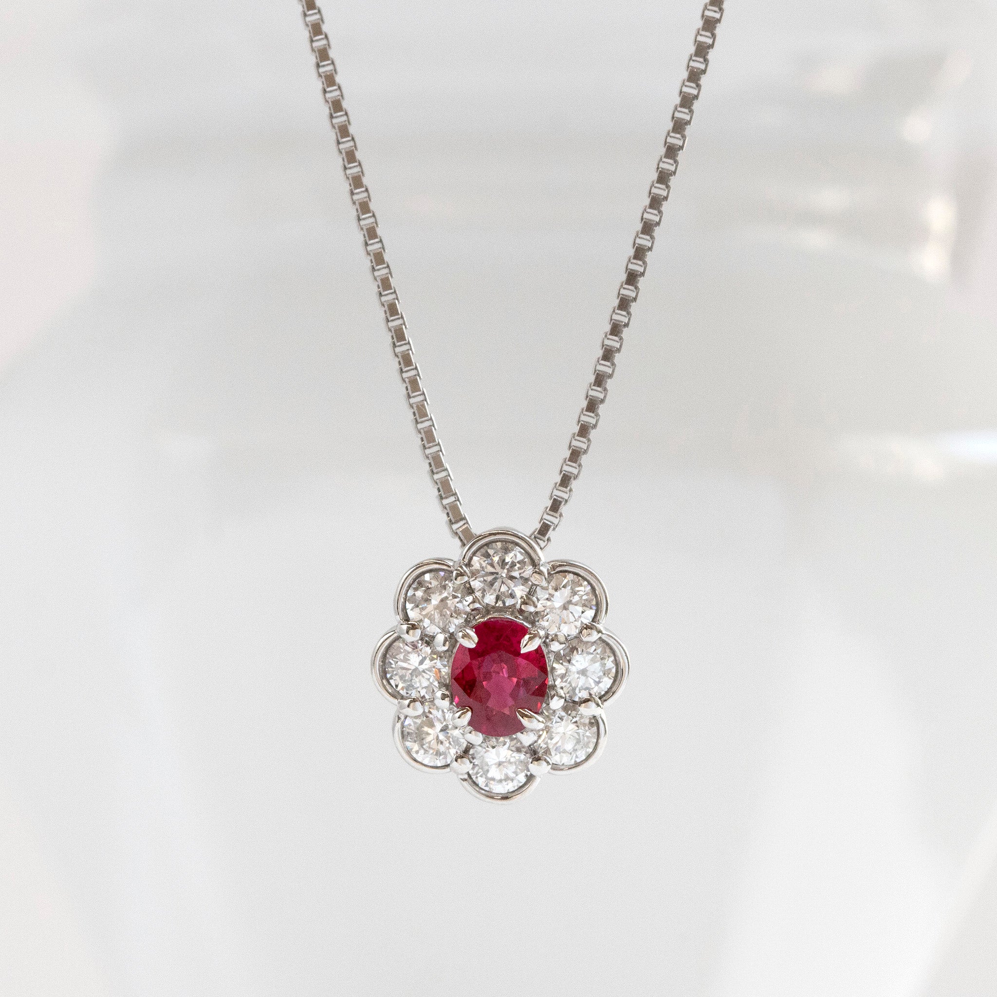 【限定数1】ルビー/ダイヤモンド プラチナネックレス(ピジョンブラッド/7月誕生石/鑑別書付)《25T10183》