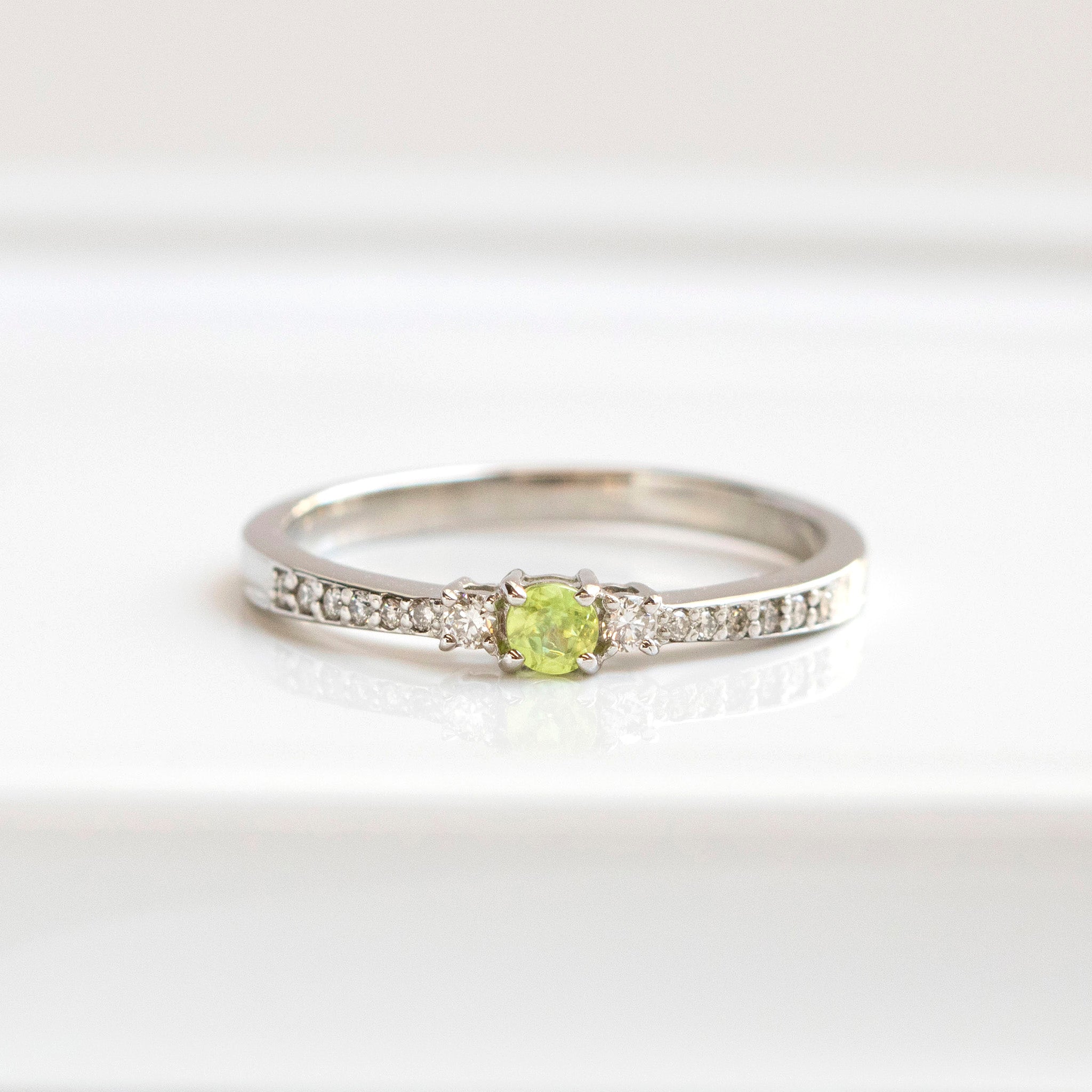 【限定数1】スフェーン/ダイヤモンド プラチナリング(7月誕生石)《25T10187》