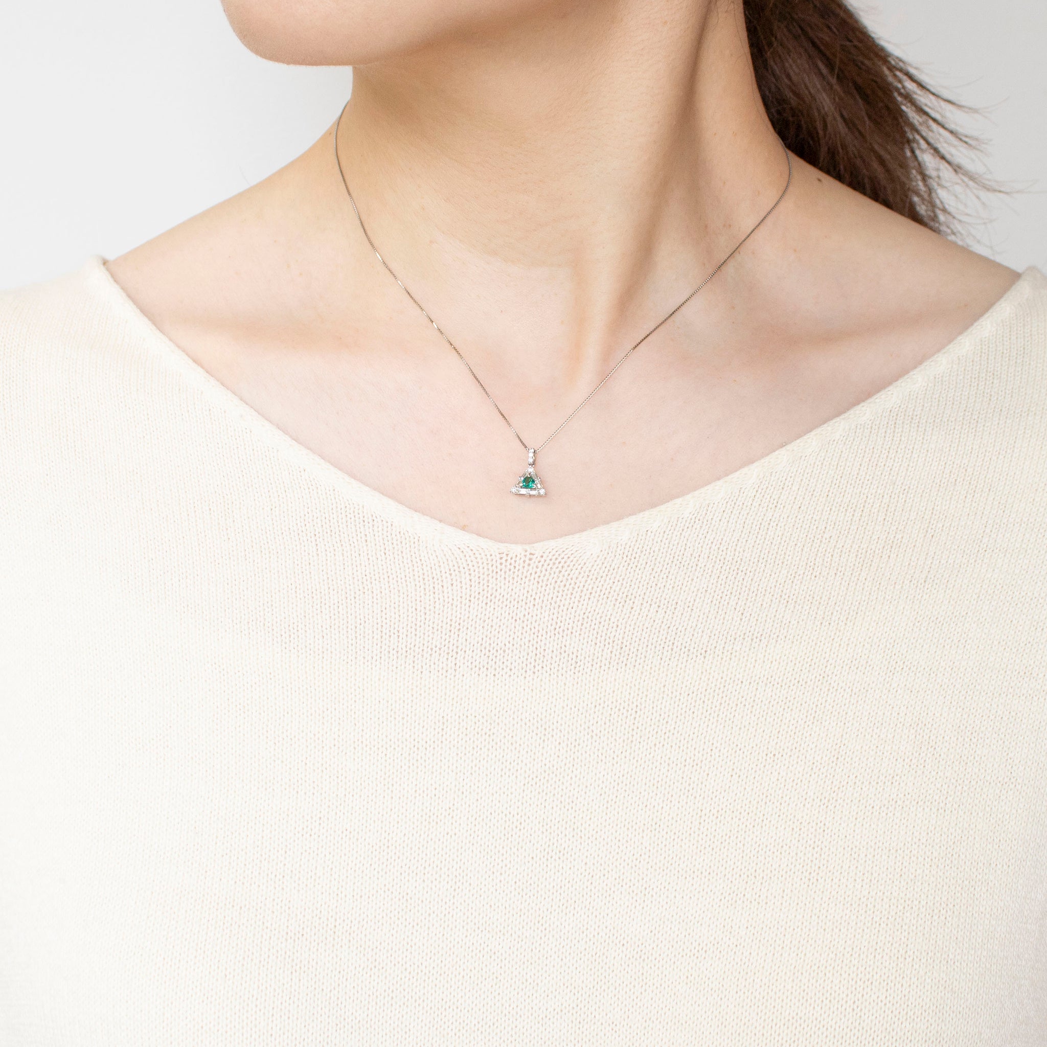 【限定数1】グリーンアウイナイト/ダイヤモンド プラチナネックレス(鑑別書付)《25T10227》