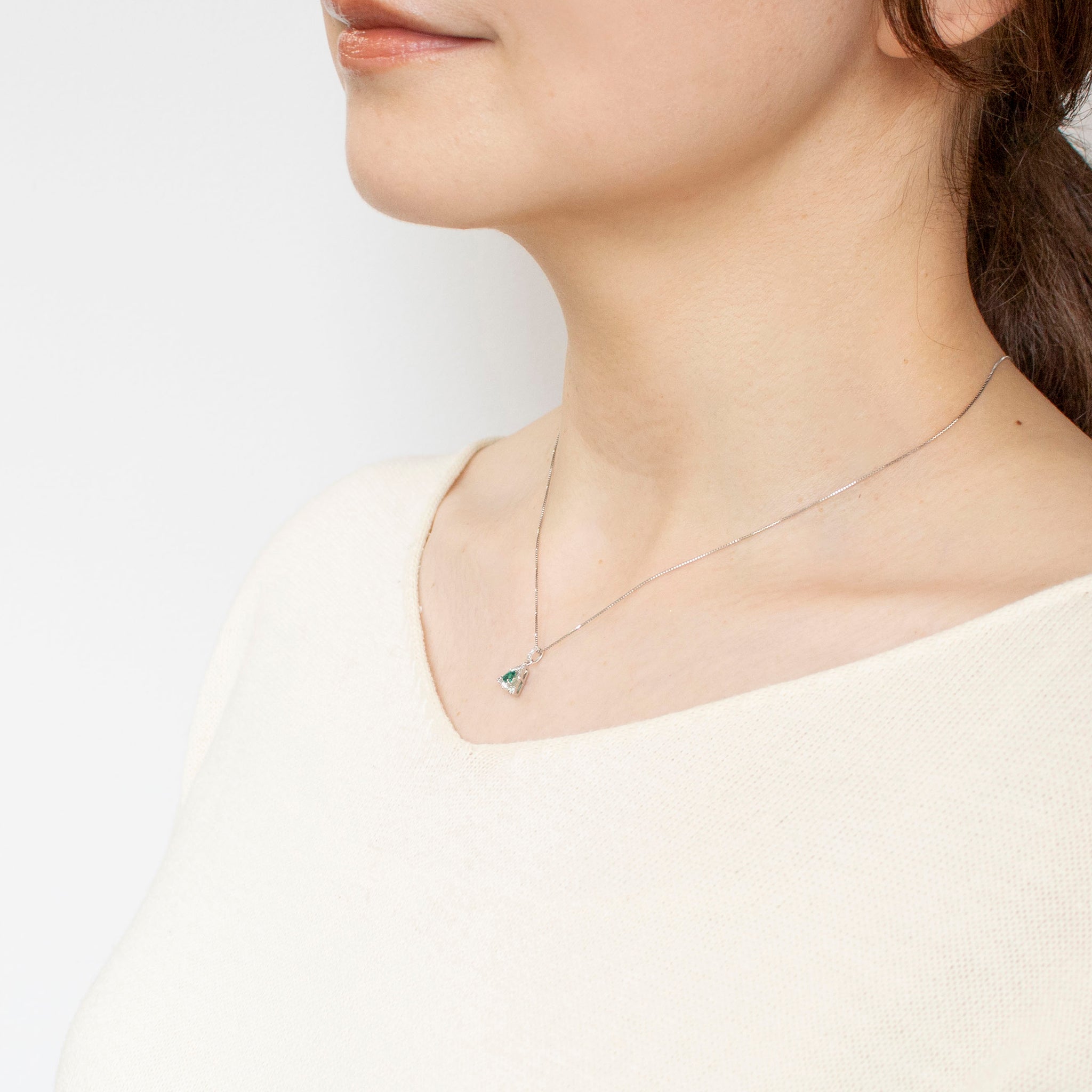 【限定数1】グリーンアウイナイト/ダイヤモンド プラチナネックレス(鑑別書付)《25T10227》