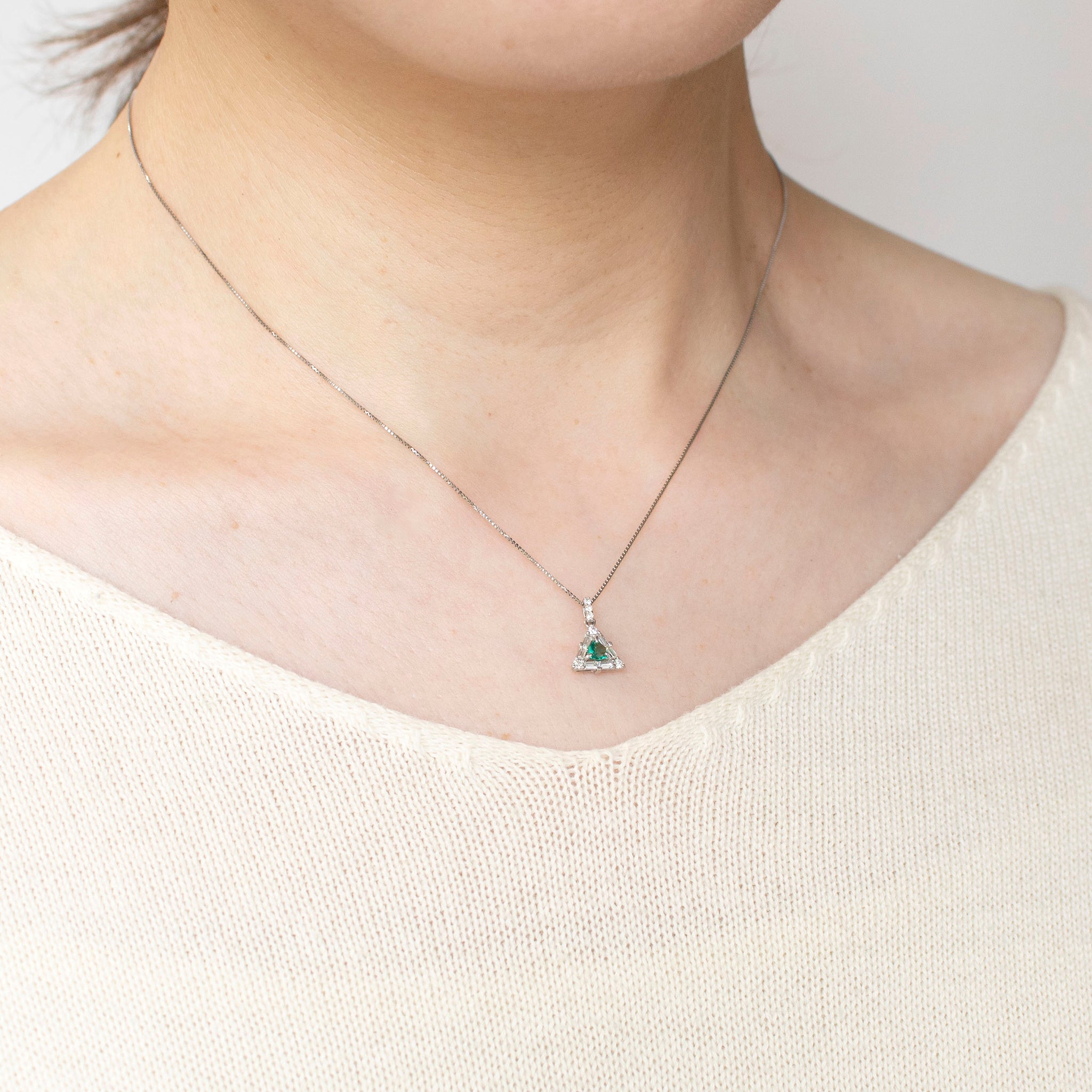 【限定数1】グリーンアウイナイト/ダイヤモンド プラチナネックレス(鑑別書付)《25T10227》