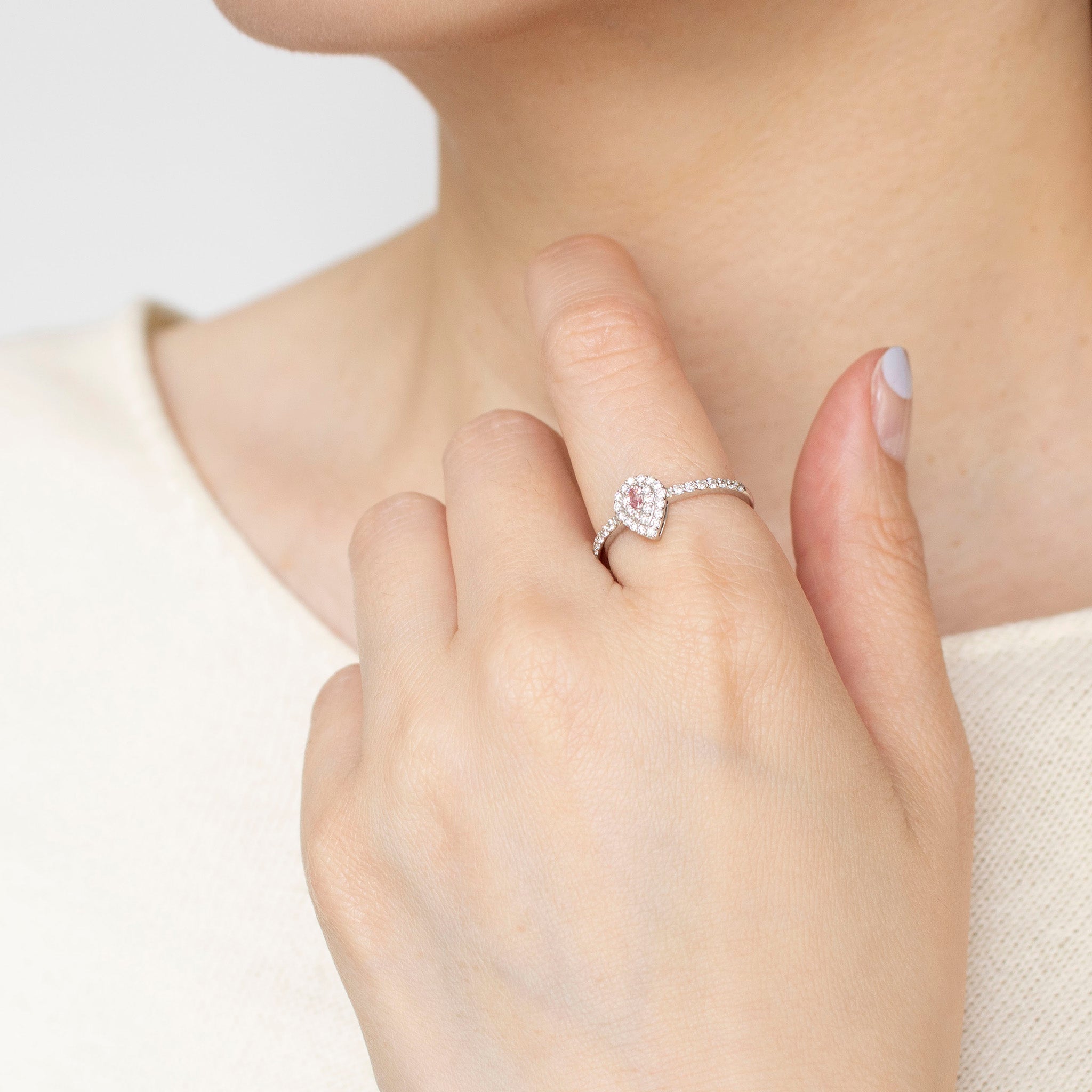 【限定数3】ピンクダイヤモンド/ダイヤモンド プラチナリング(0.03カラット/ファンシーインテンスピンク/SIクラス/グレーディングレポート付)《25T10233》