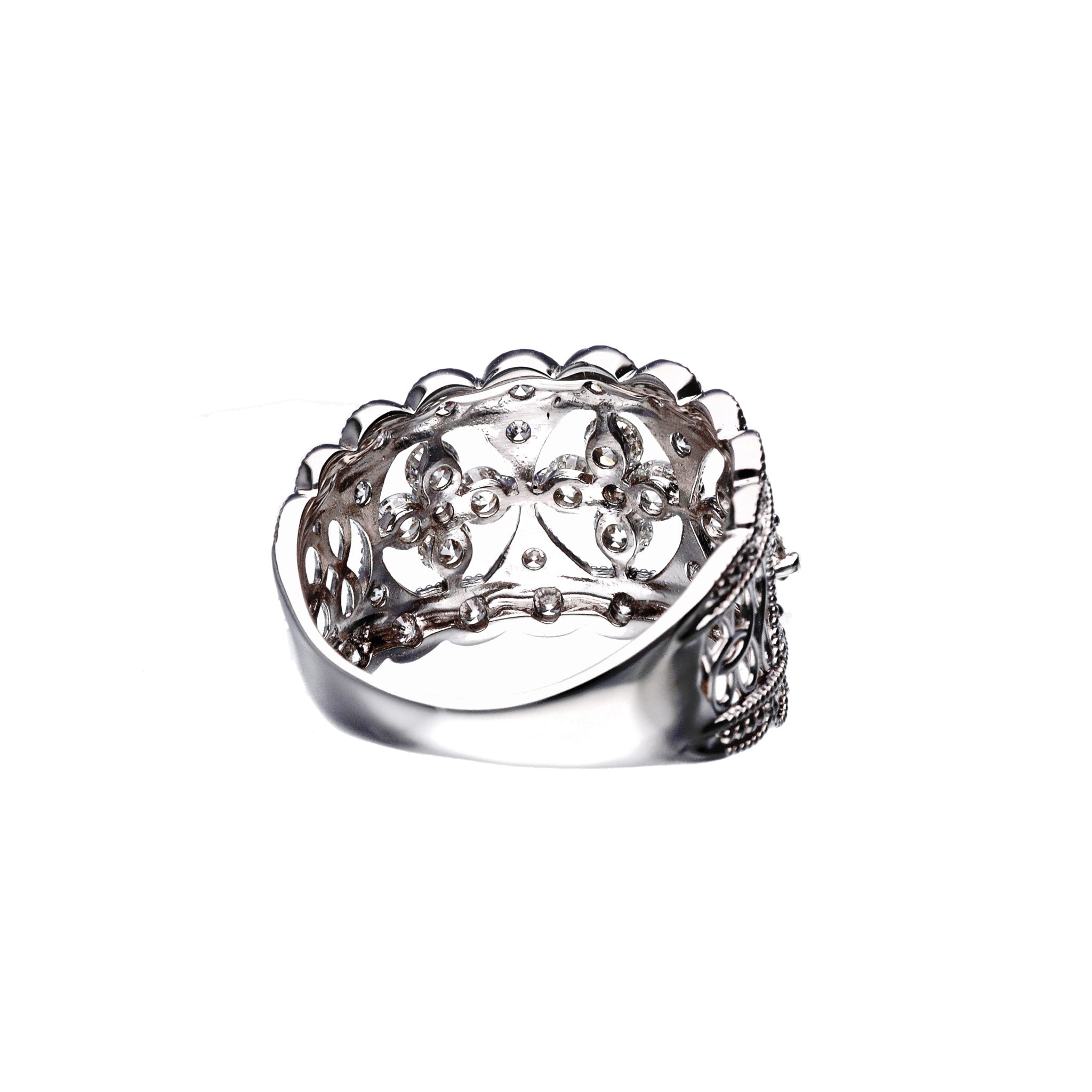 【限定数1】ダイヤモンド プラチナリング(計1.00カラット/鑑別書付/4月誕生石)《25T10237》