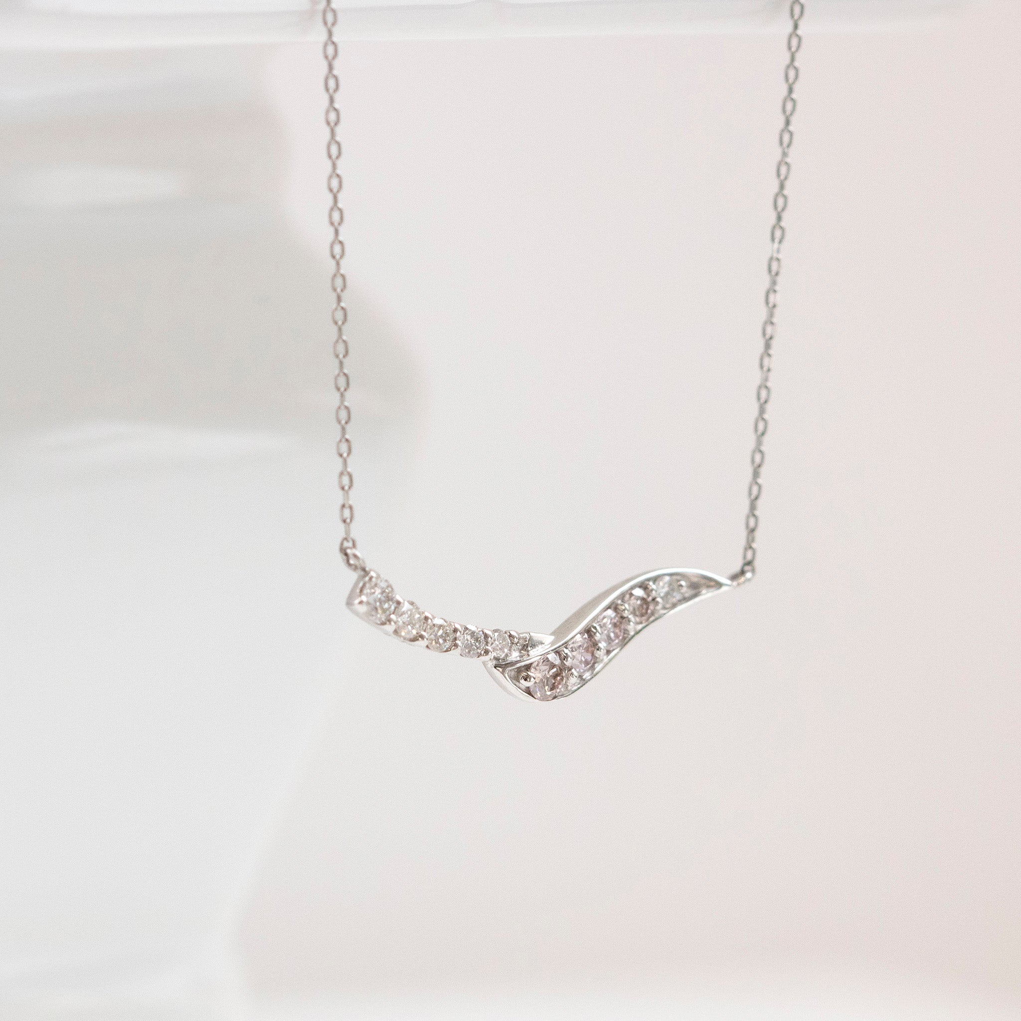 【限定数1】ダイヤモンド プラチナネックレス(ピンク系/4月誕生石)《25T10240》