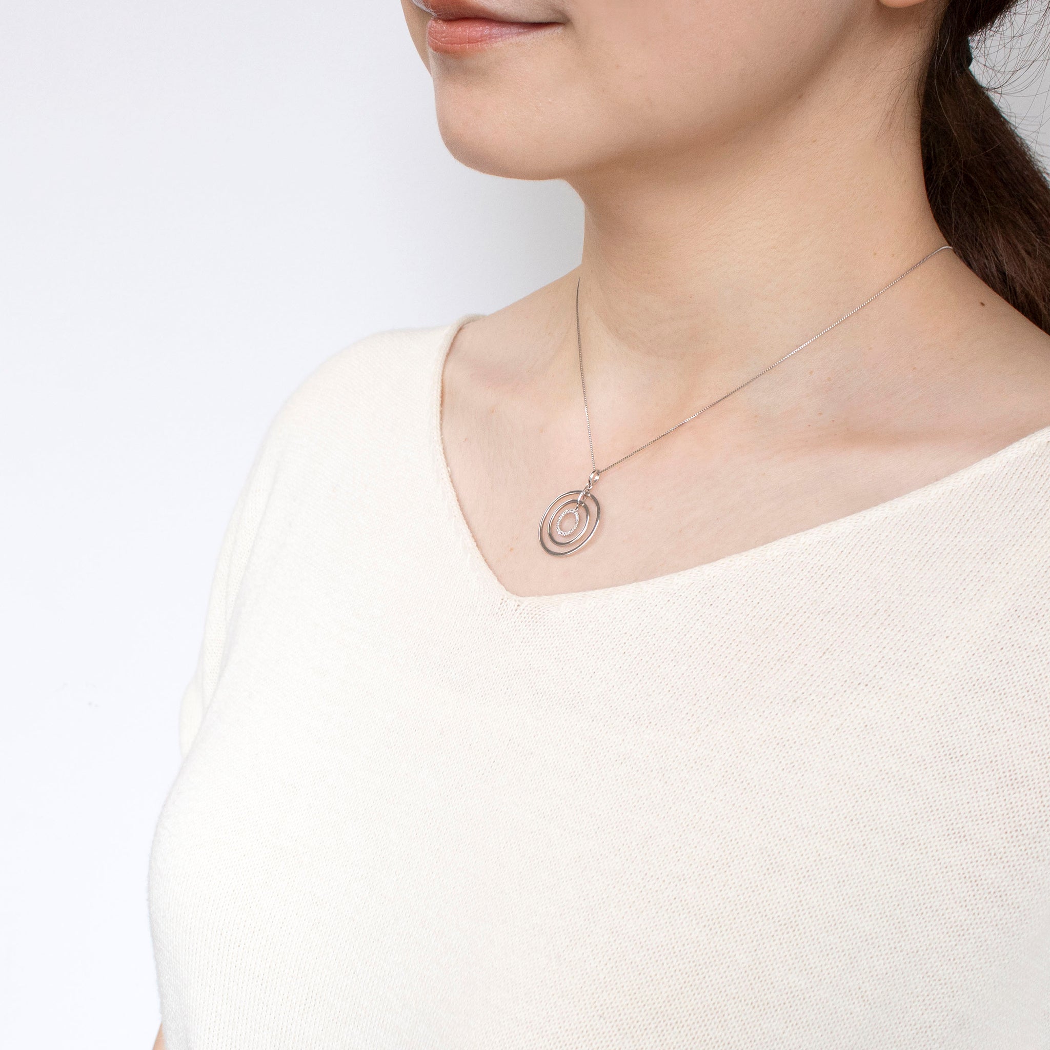 【限定数1】ダイヤモンド プラチナネックレス(4月誕生石)《25T10250》