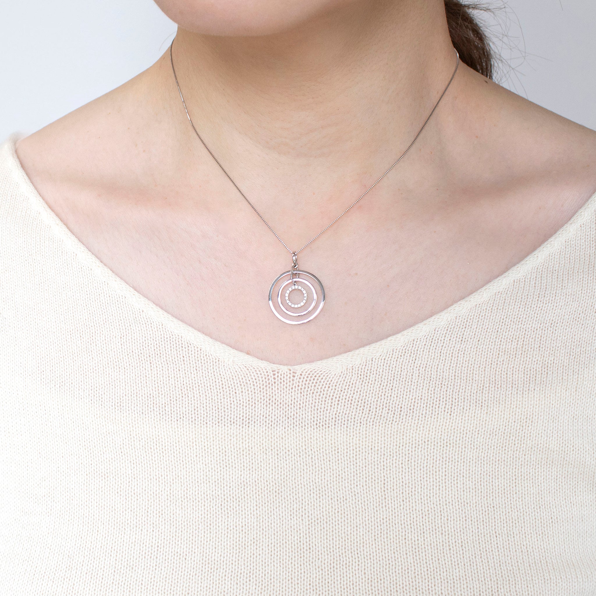 【限定数1】ダイヤモンド プラチナネックレス(4月誕生石)《25T10250》