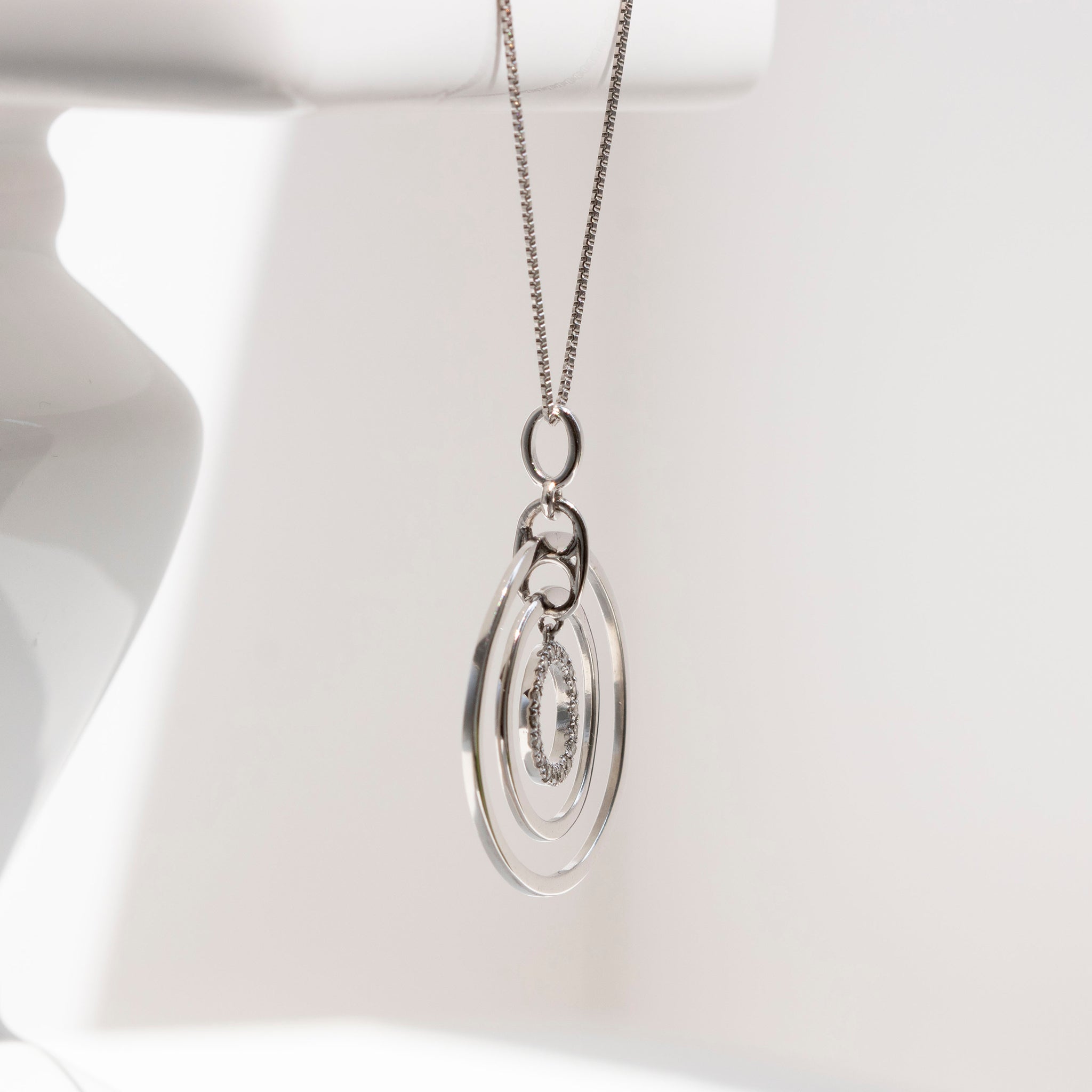 【限定数1】ダイヤモンド プラチナネックレス(4月誕生石)《25T10250》