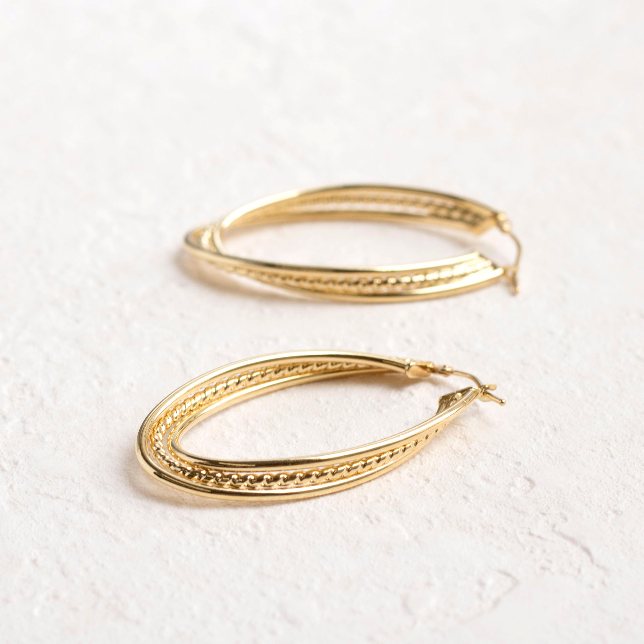 K18ピアス(フープ/イタリア製)《25T10255》