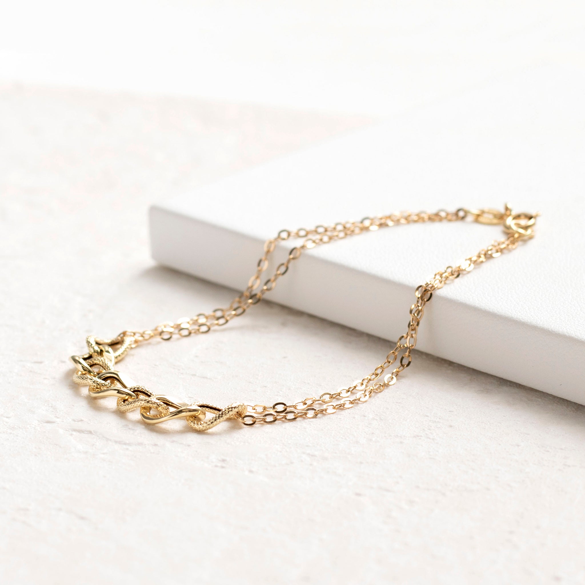 K18ブレスレット(イタリア製)《25T10258》