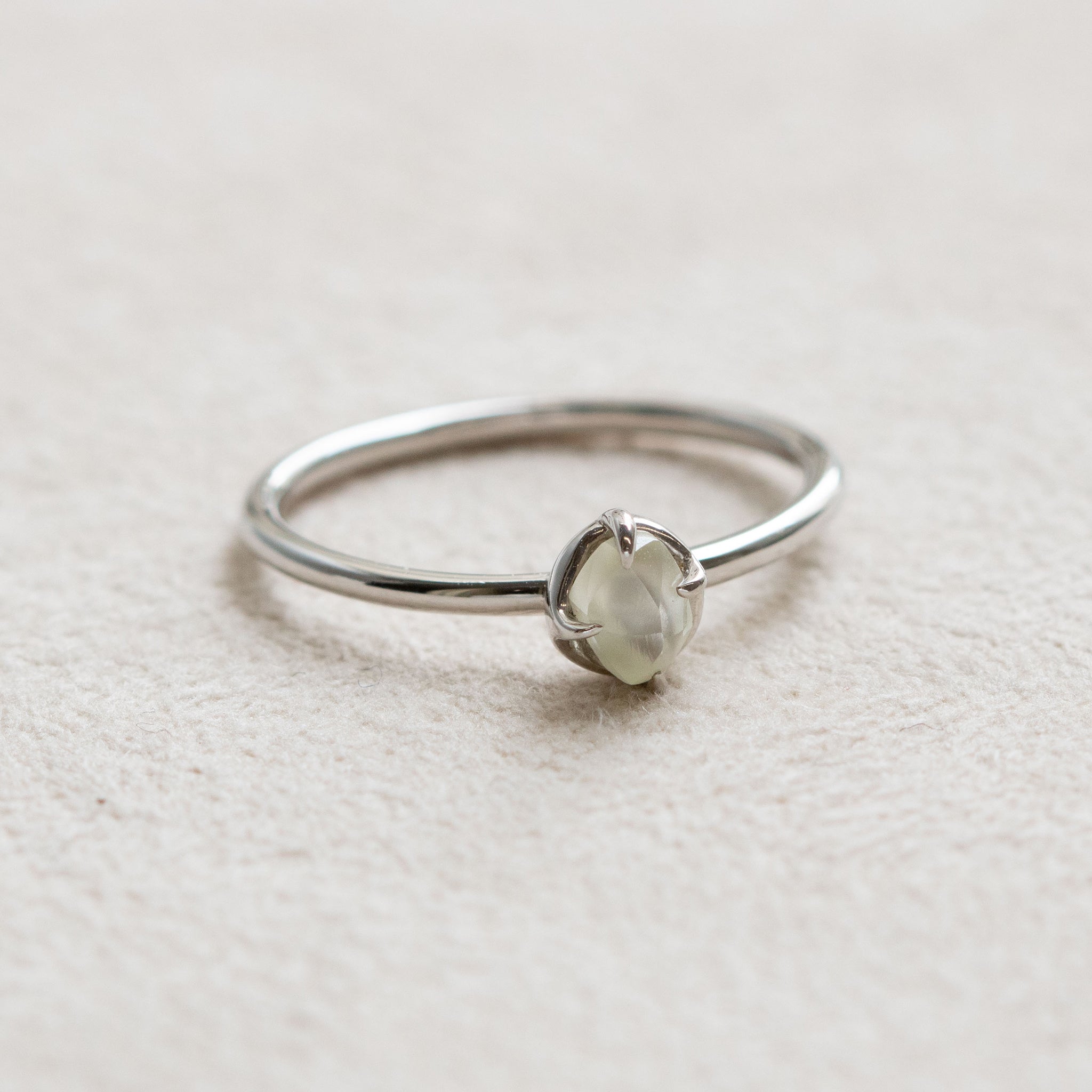 【限定1点】ダイヤモンド プラチナリング(4月誕生石)《25T10291》