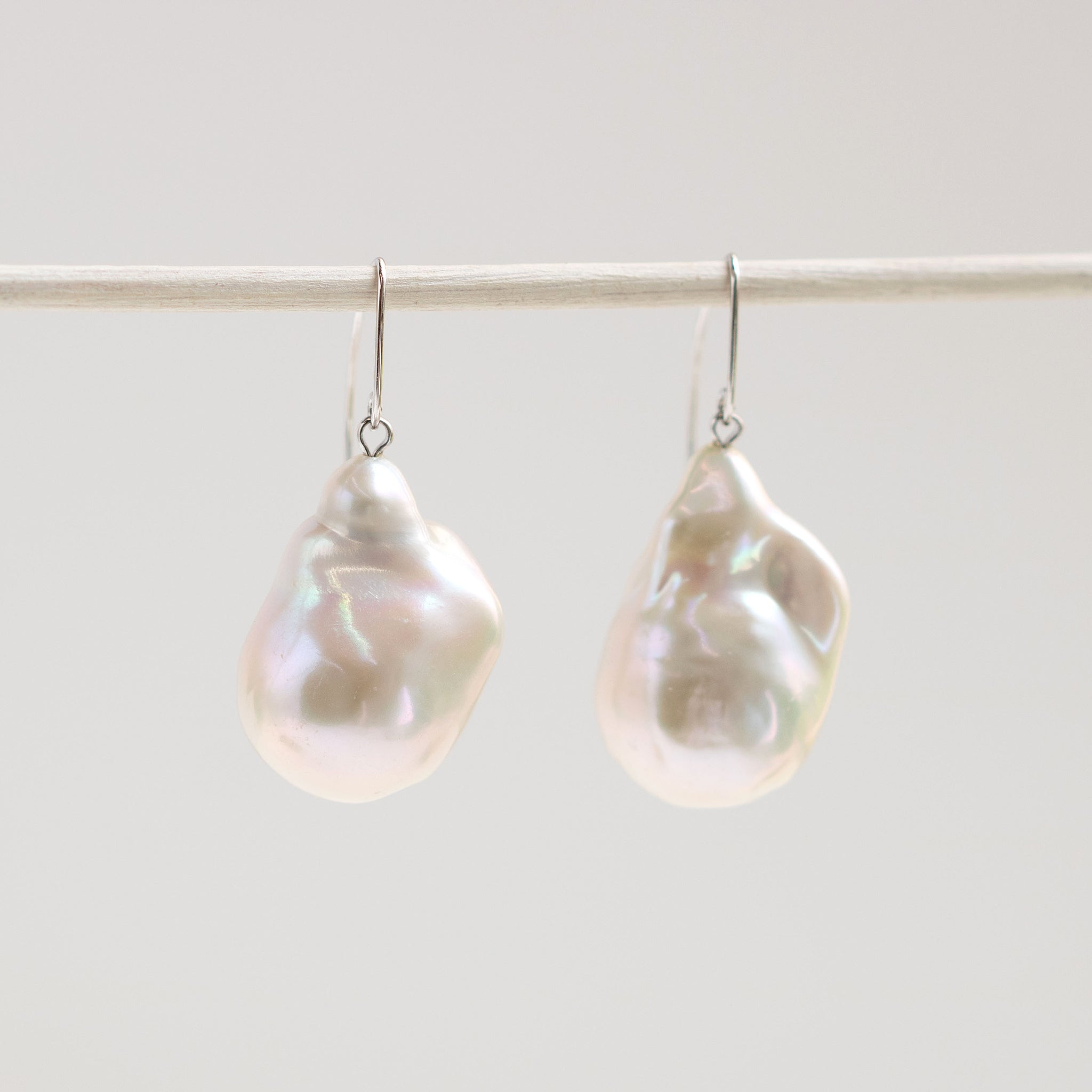 【限定1点】パール K10ピアス(淡水真珠/6月誕生石)《25T10295》