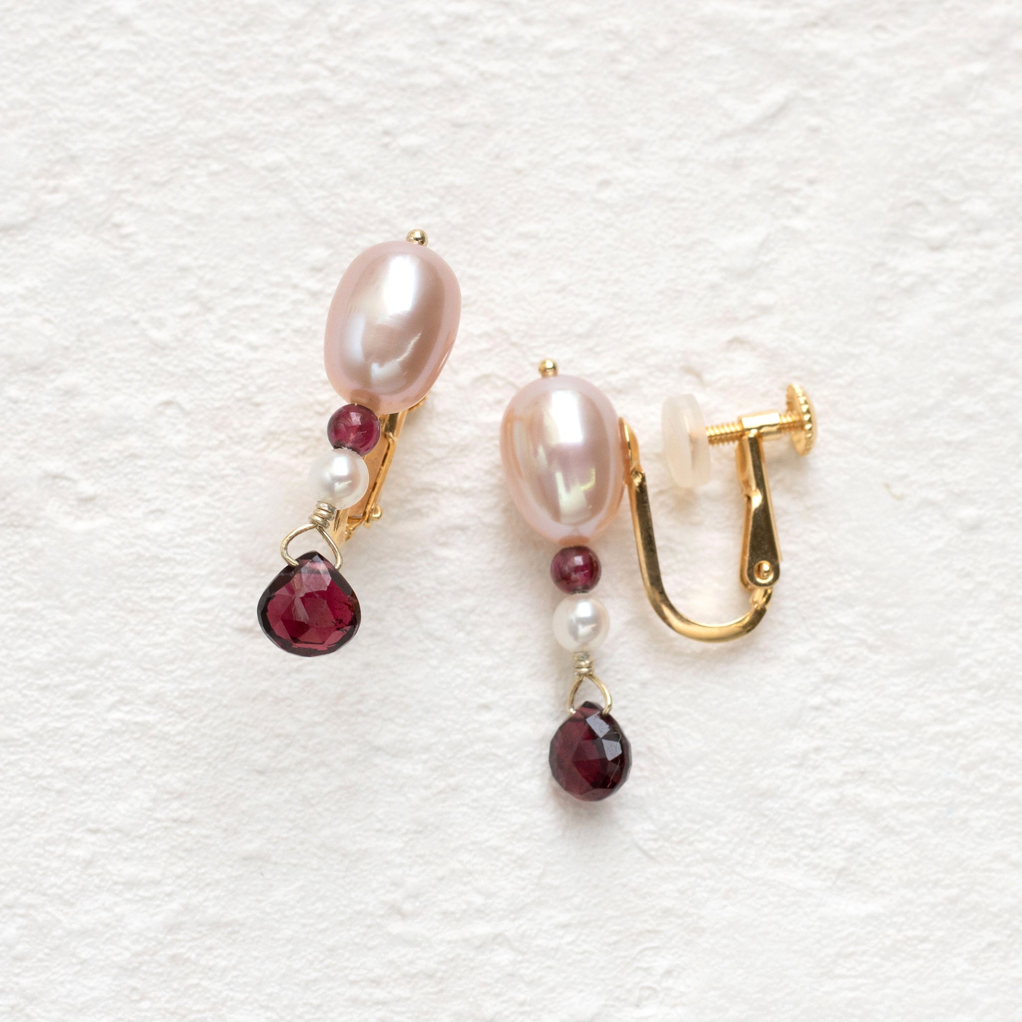 【限定5点】ガーネット/パール シルバーイヤリング(淡水真珠)《25T10299》