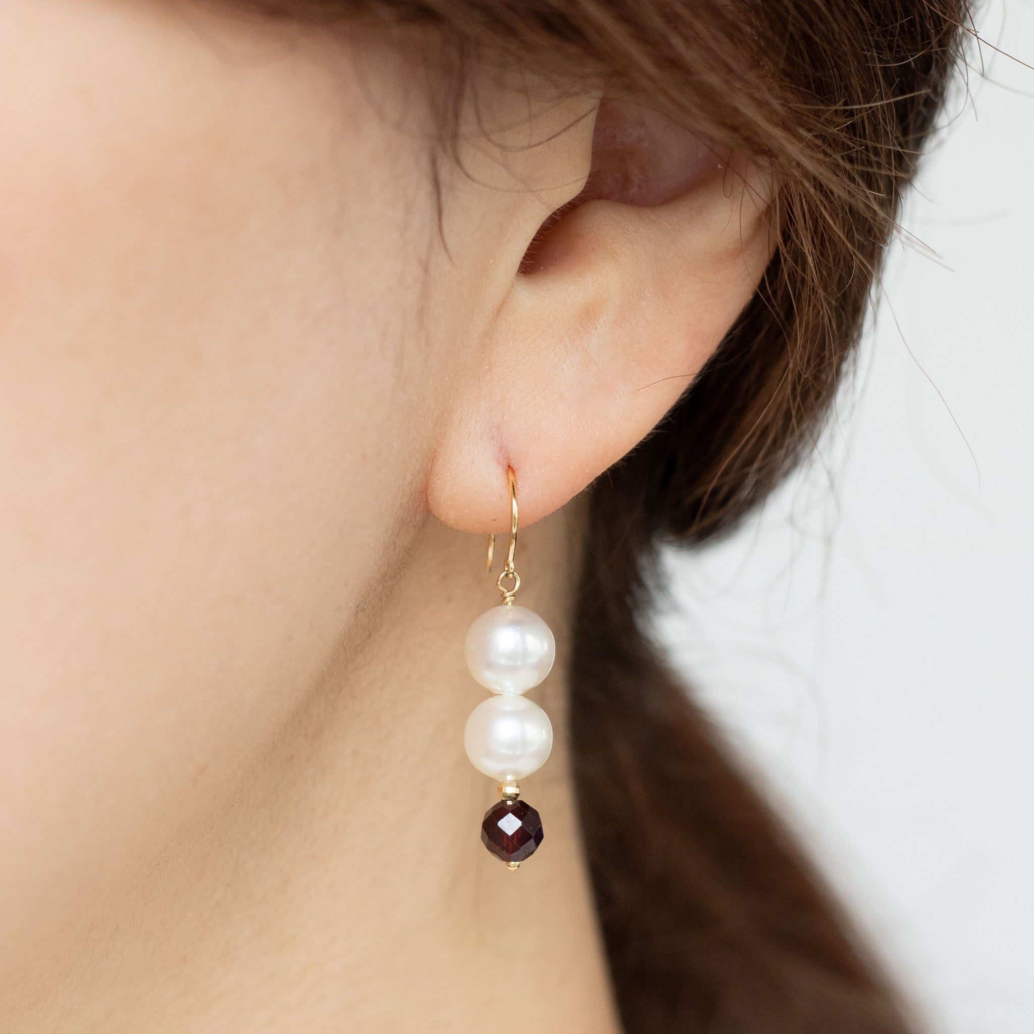 【限定20点】パール/ガーネット K18ピアス(淡水真珠)《25T10301》