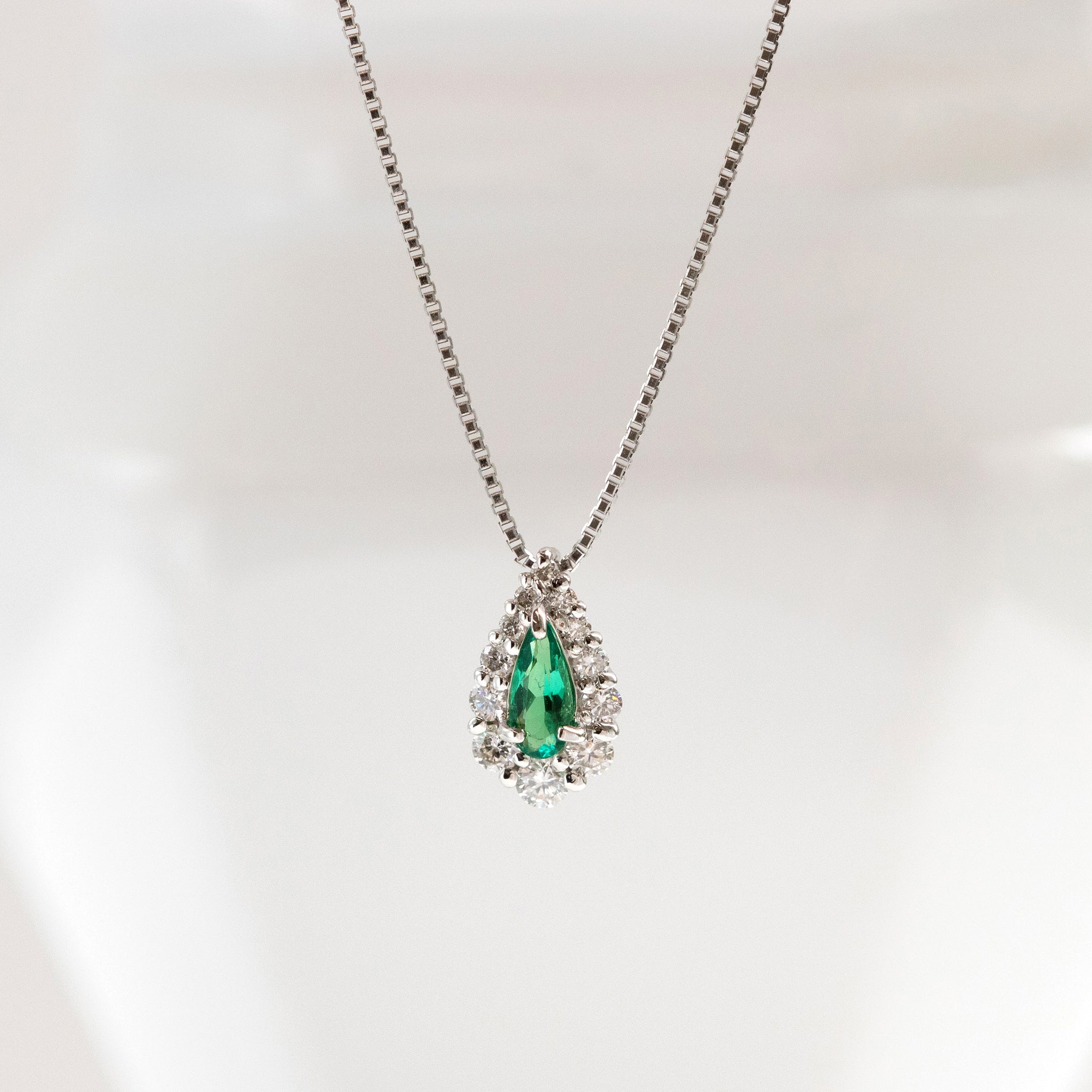 【限定1点】グリーンアウイナイト/ダイヤモンド プラチナネックレス(鑑別書付)《25T10303》