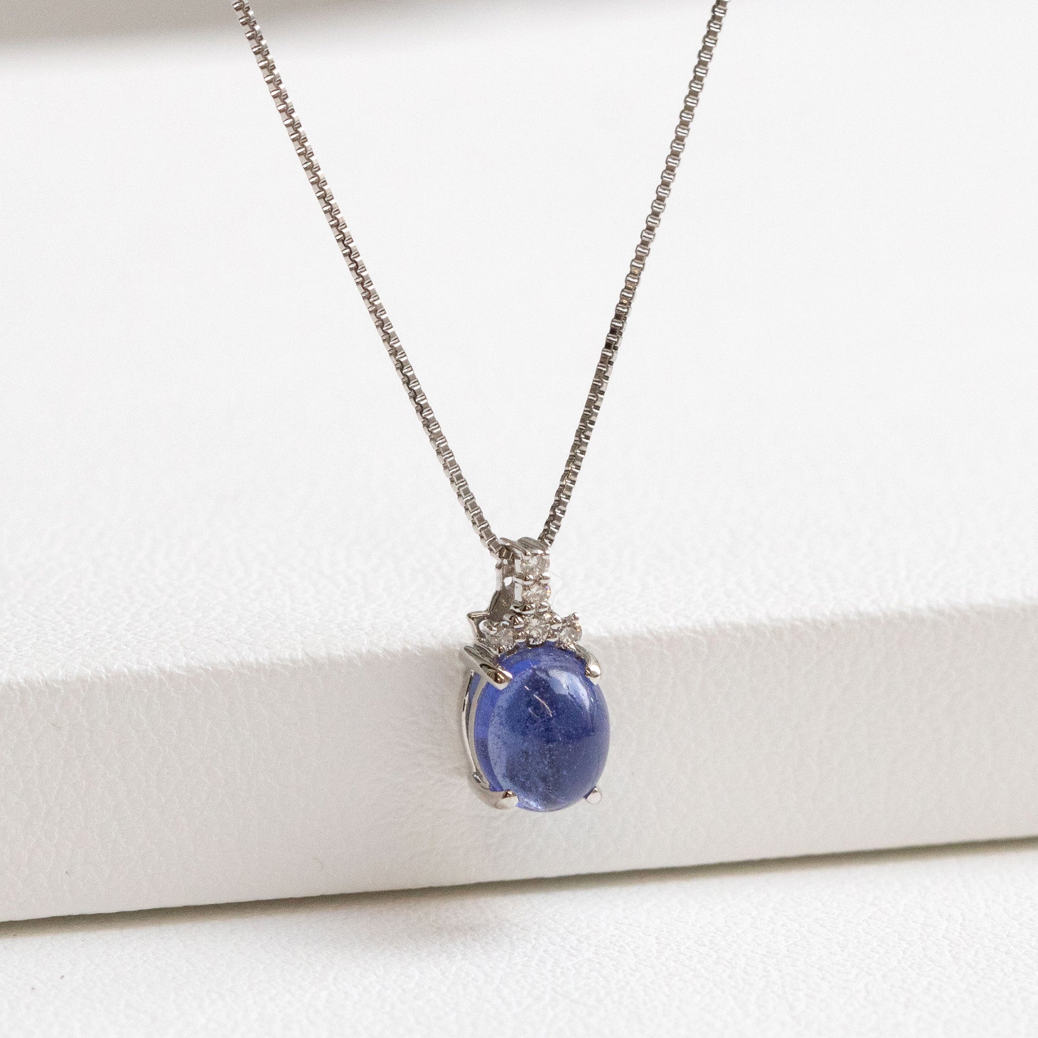 【限定1点】ソーダライト/ダイヤモンド プラチナネックレス(鑑別書付)《25T10314》