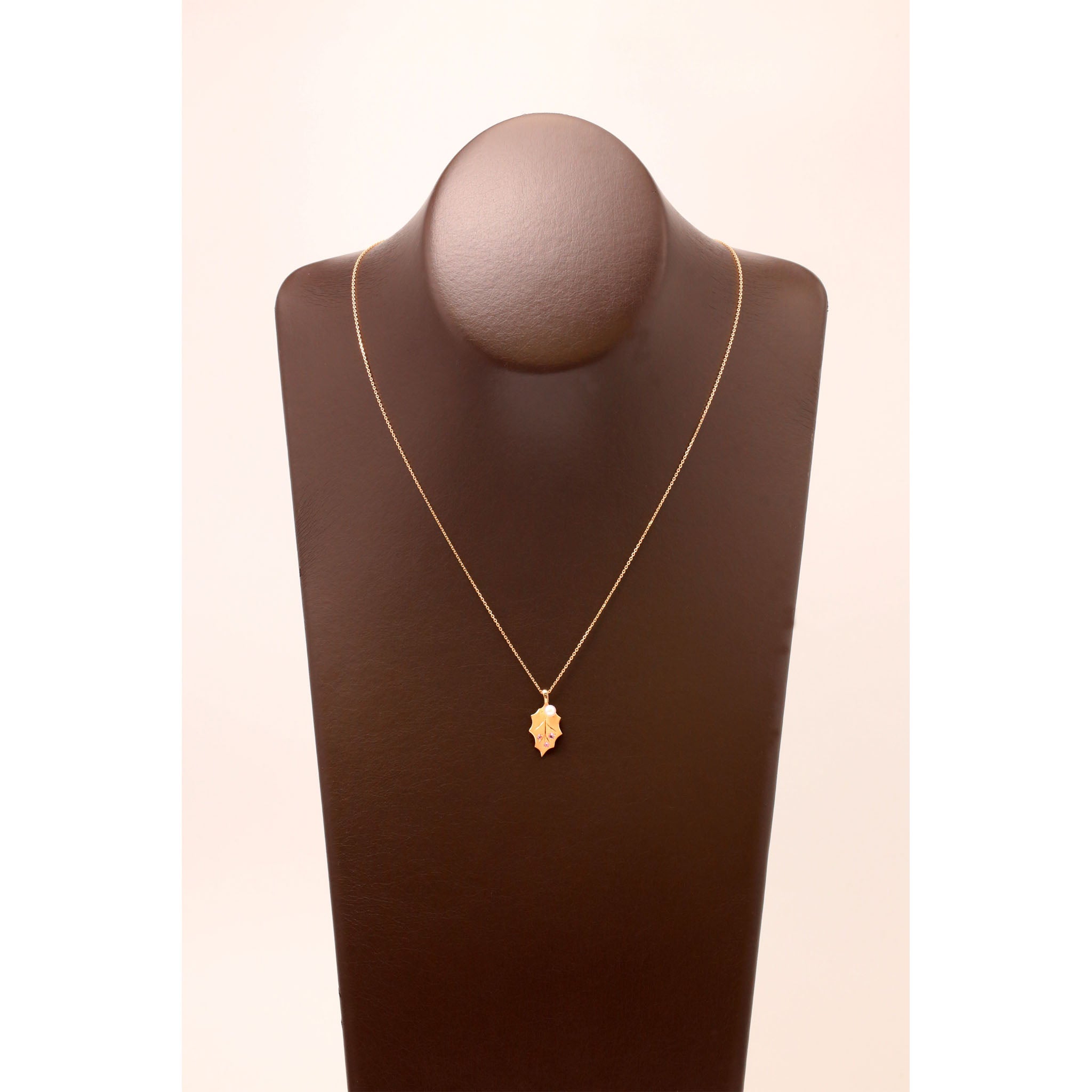 パール/ピンクサファイア K18ネックレス(アコヤ真珠/ヒイラギモチーフ/6月誕生石/鑑別書付)《25V00407》