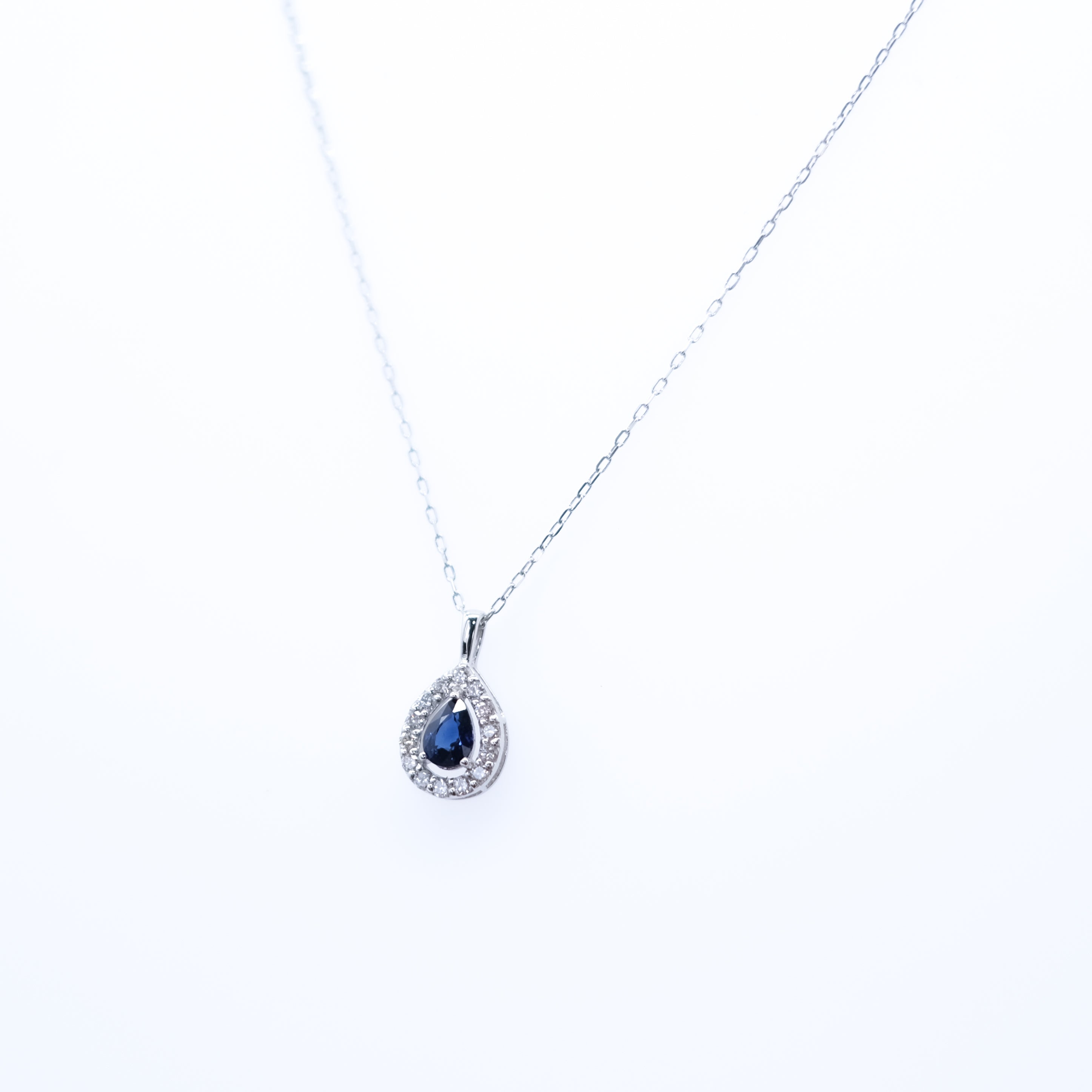 【限定3点】サファイア/ダイヤモンド プラチナネックレス(0.3カラット/非加熱ロイヤルブルー/9月誕生石/鑑別書付)《25V00602》
