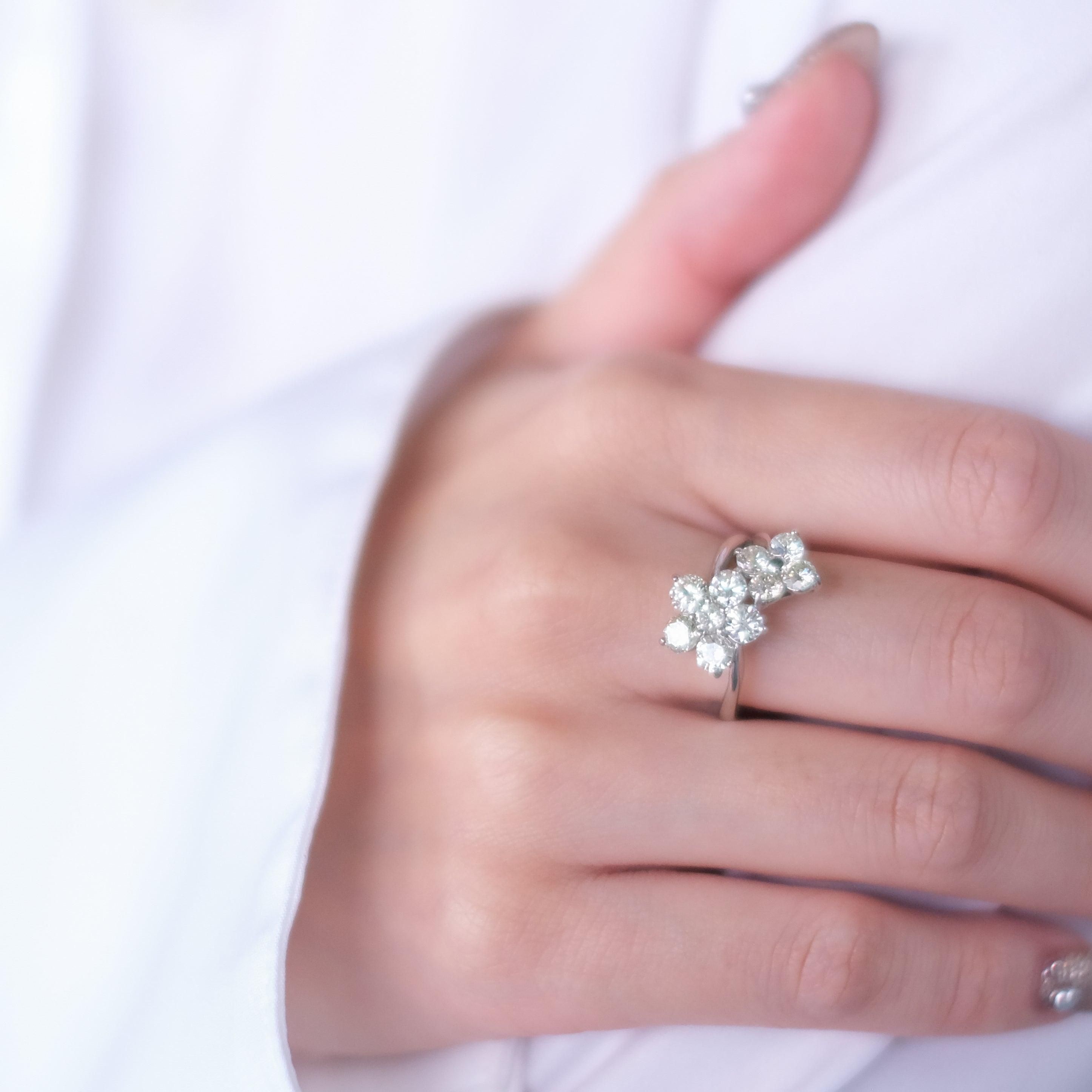 【限定5点】ダイヤモンド プラチナリング(計2.0カラット/イエロー系/フラワーモチーフ/4月誕生石/鑑別書付)《25V00604》