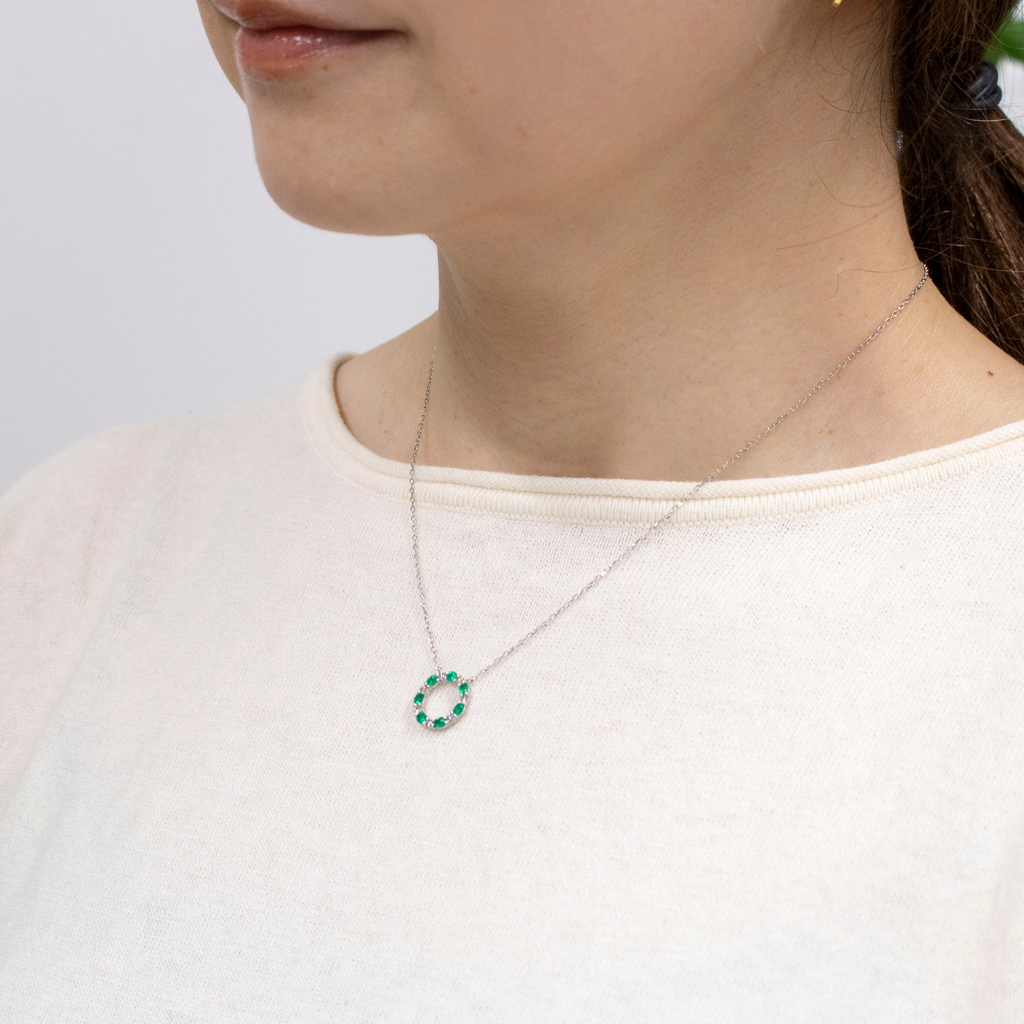 エメラルド/ダイヤモンド プラチナネックレス(5月誕生石)《25V00905》