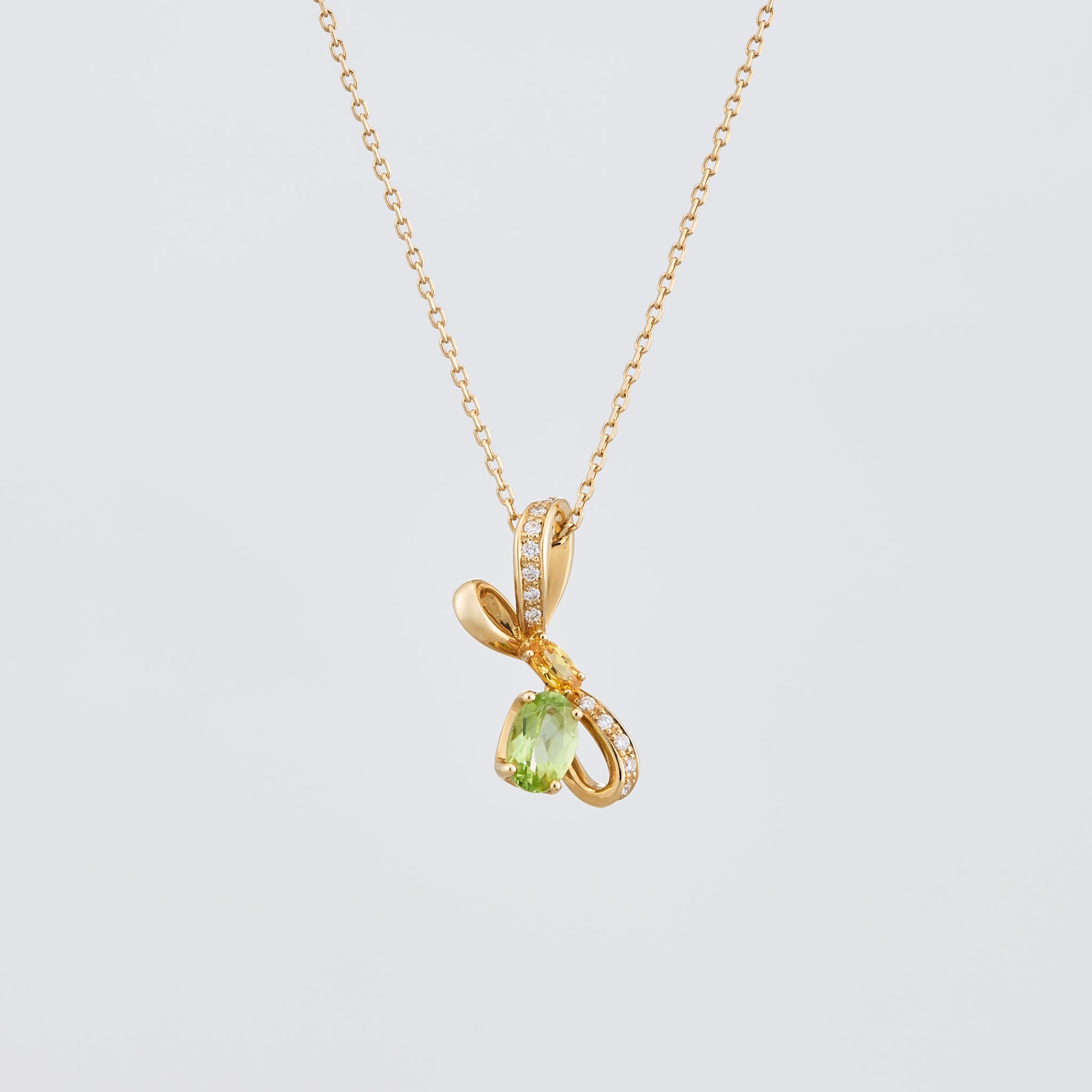 サファイア/ペリドット K18ネックレス(NINA RICCI)《25V01003》