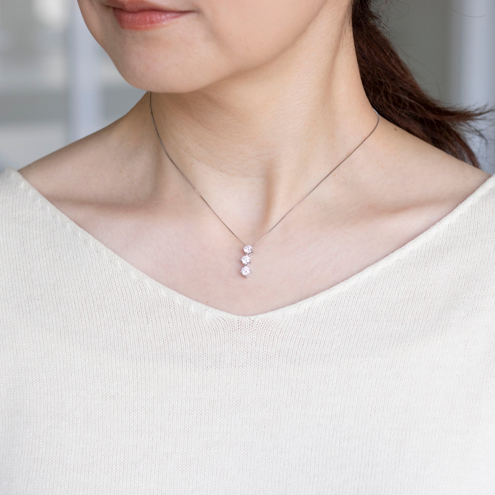 ダイヤモンド プラチナネックレス(計0.75カラット/Dカラー/SIクラス/GOOD/4月誕生石/グレーディングレポート付)《25V01105》