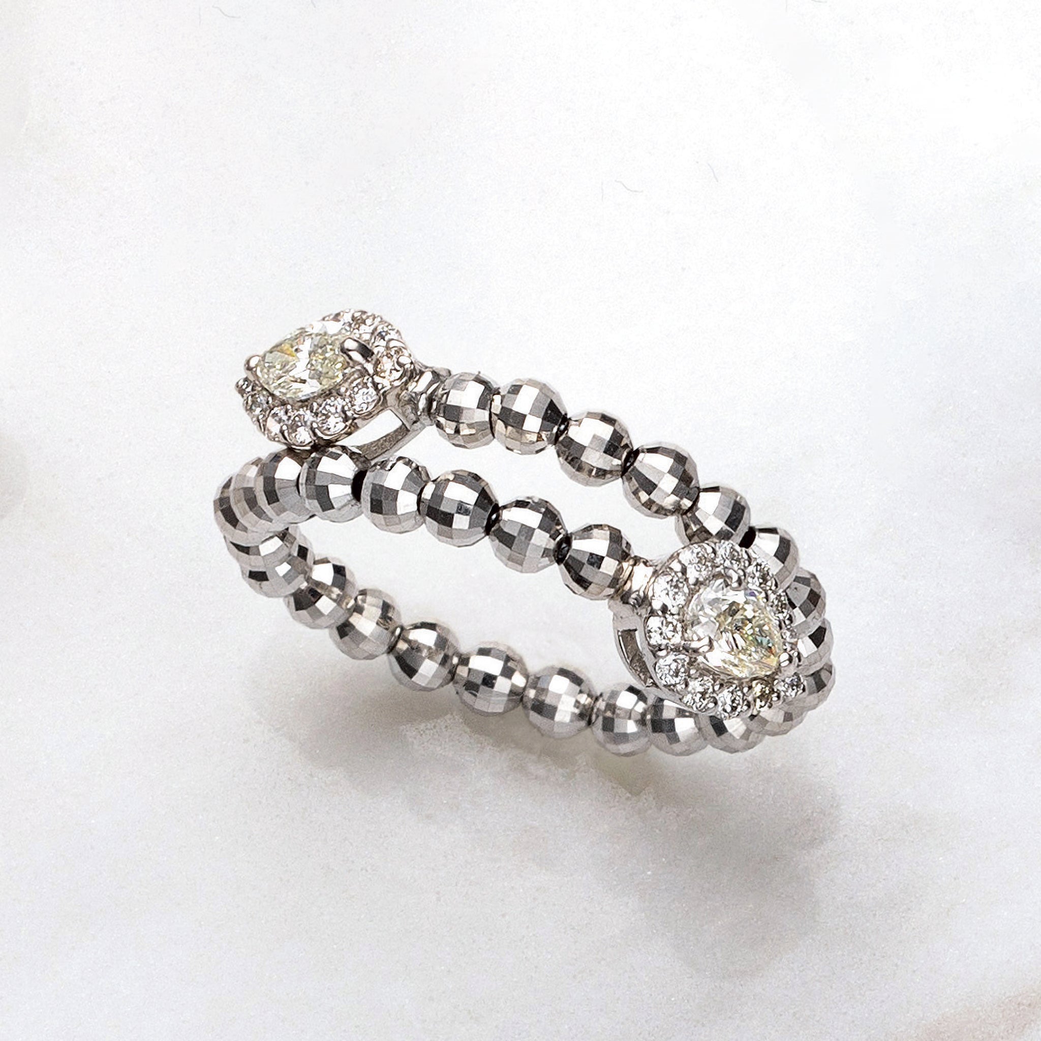 ダイヤモンド プラチナリング(マーキスカット/Lサイズ/フリーサイズ/4月誕生石)《25V01805-L》