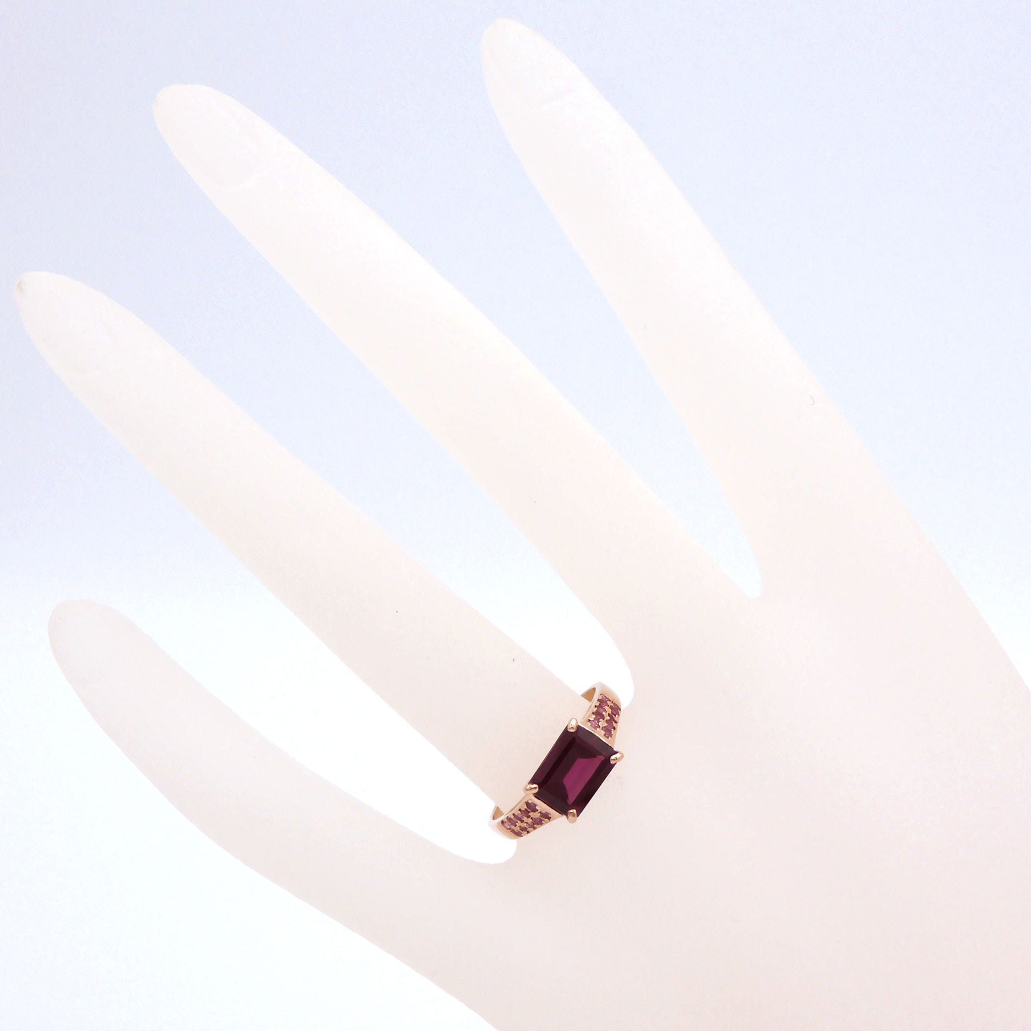 ガーネット K18リング(1.8カラット/1月誕生石)《25V01901》