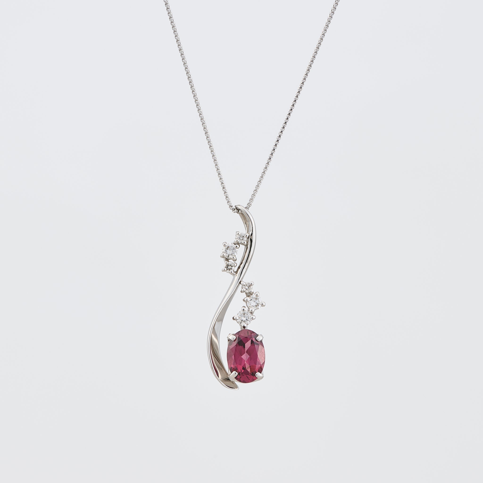 ガーネット/ダイヤモンド プラチナネックレス(1.0カラット/1月誕生石)《25V01902》