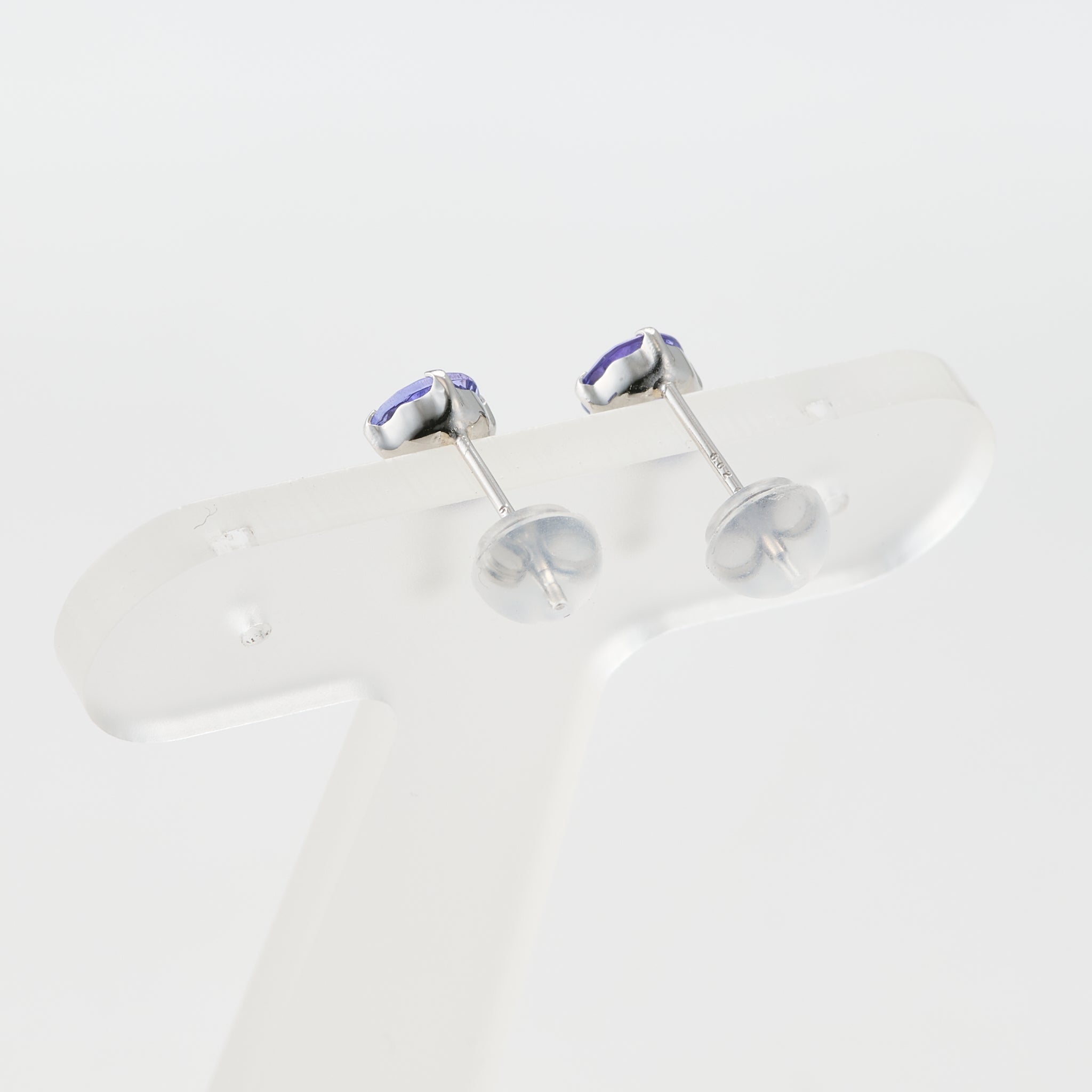 タンザナイト/ダイヤモンド プラチナピアス(12月誕生石)《25V02207》