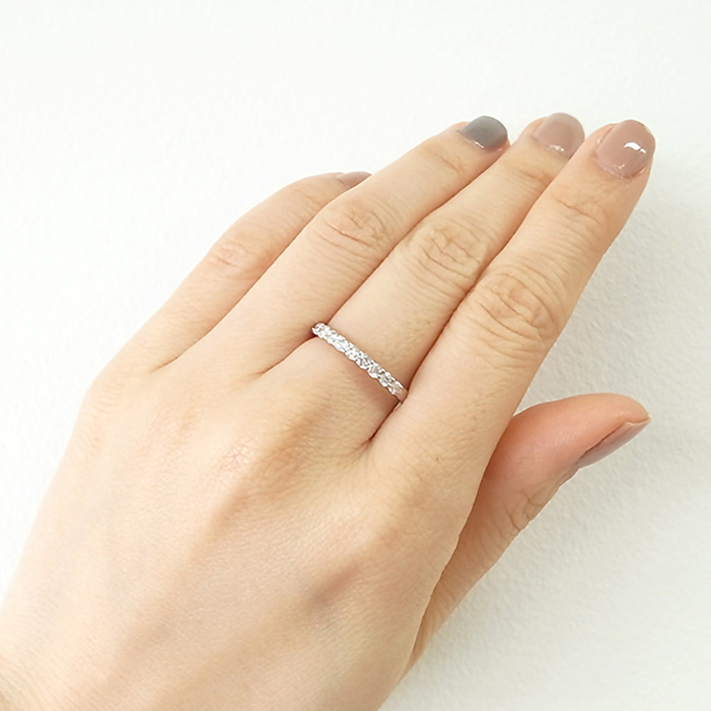 ダイヤモンド プラチナリング(計0.3カラット/ハーフエタニティ/4月誕生石)《25V02401》