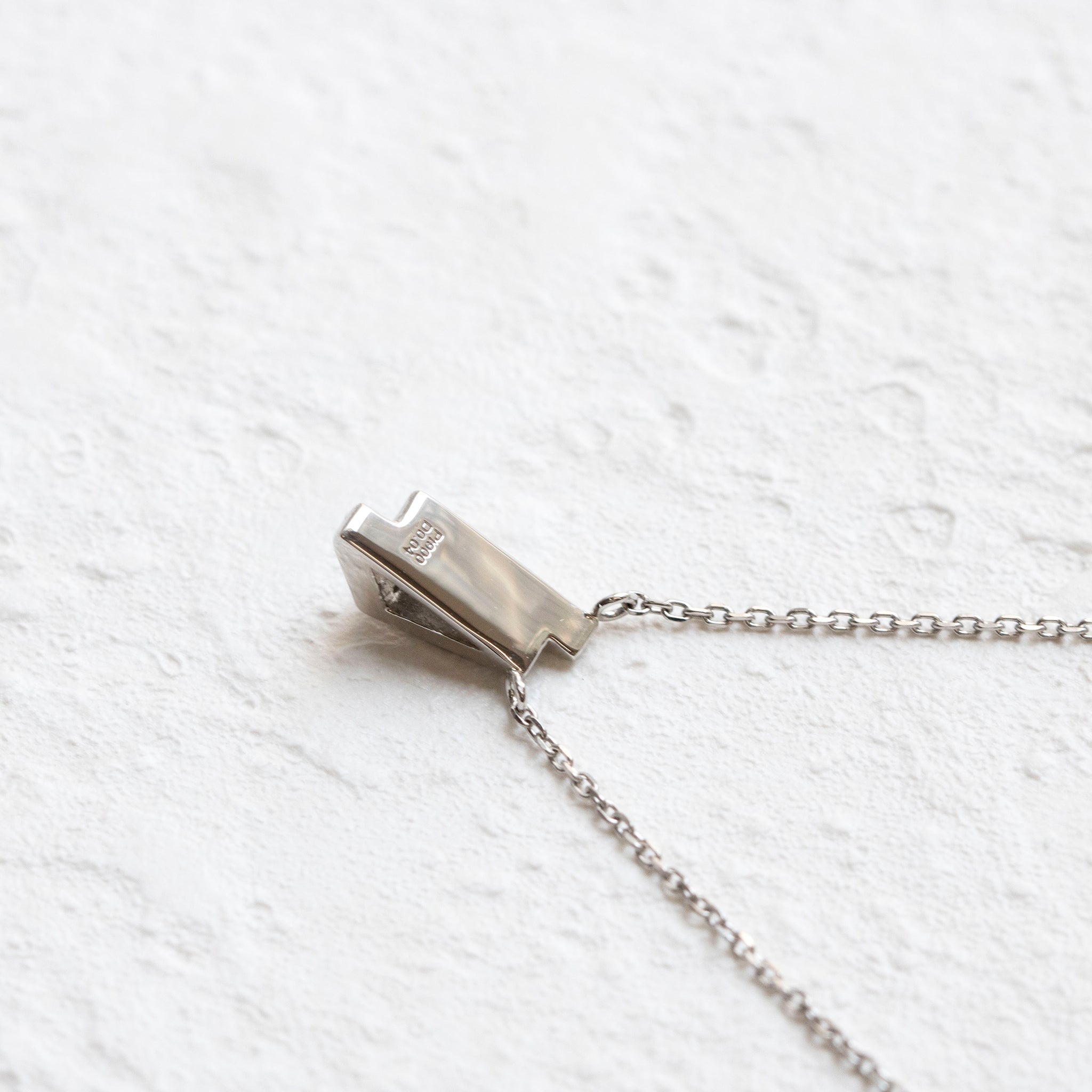 ダイヤモンド プラチナネックレス(4月誕生石)《25V02410》