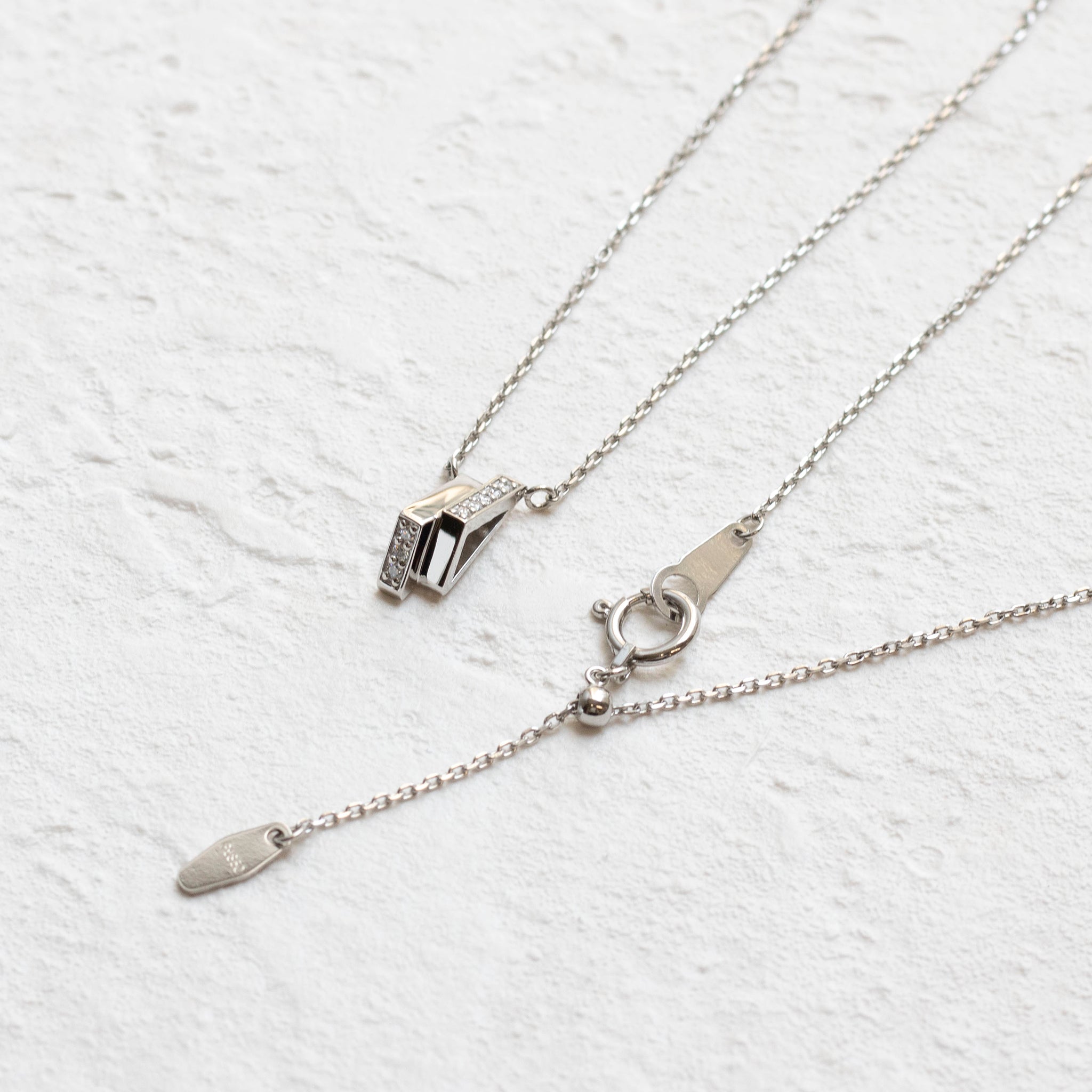 ダイヤモンド プラチナネックレス(4月誕生石)《25V02410》