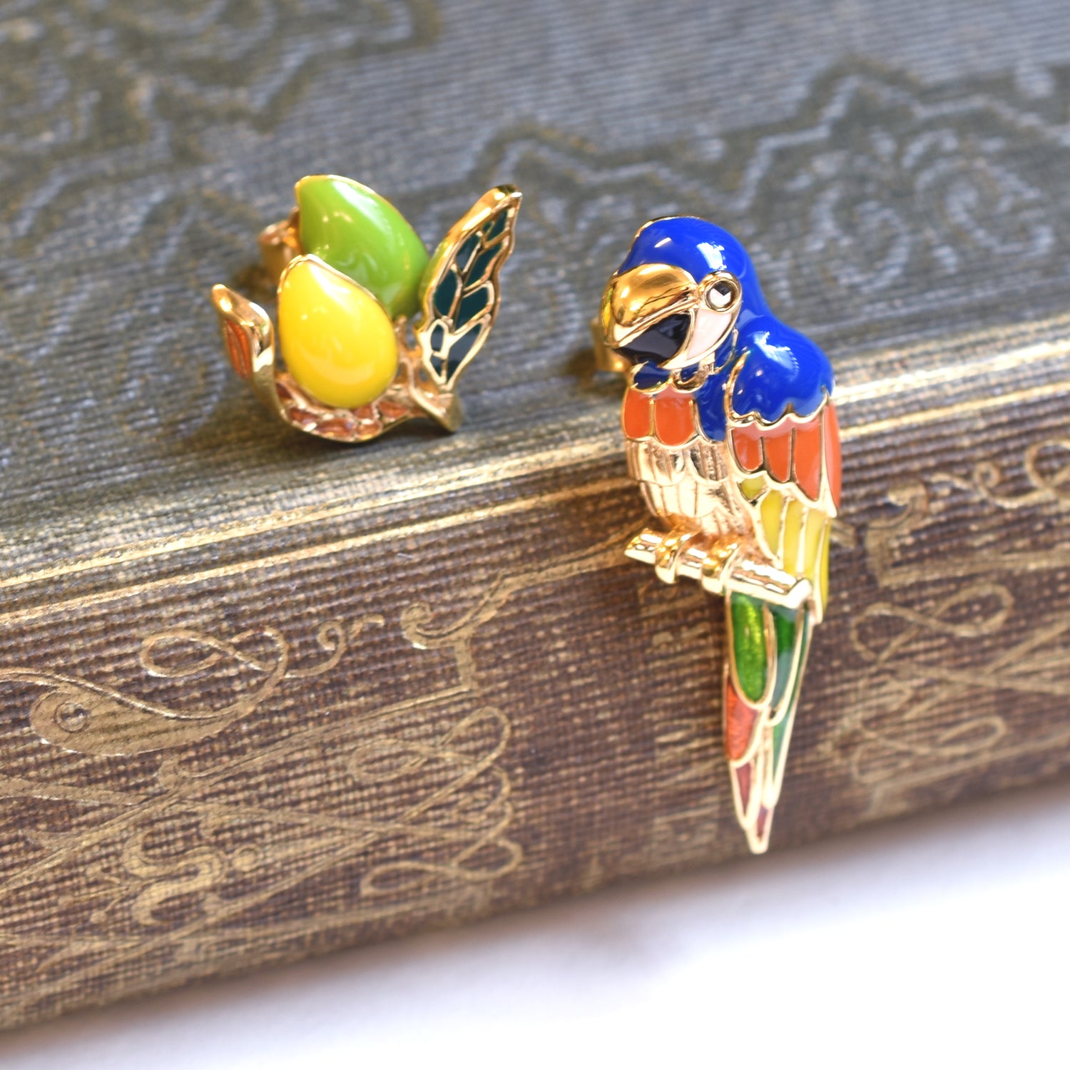 エナメル/マルカジット シルバーブローチ(/2点セット/オウム/マンゴーモチーフ)《25V02704》