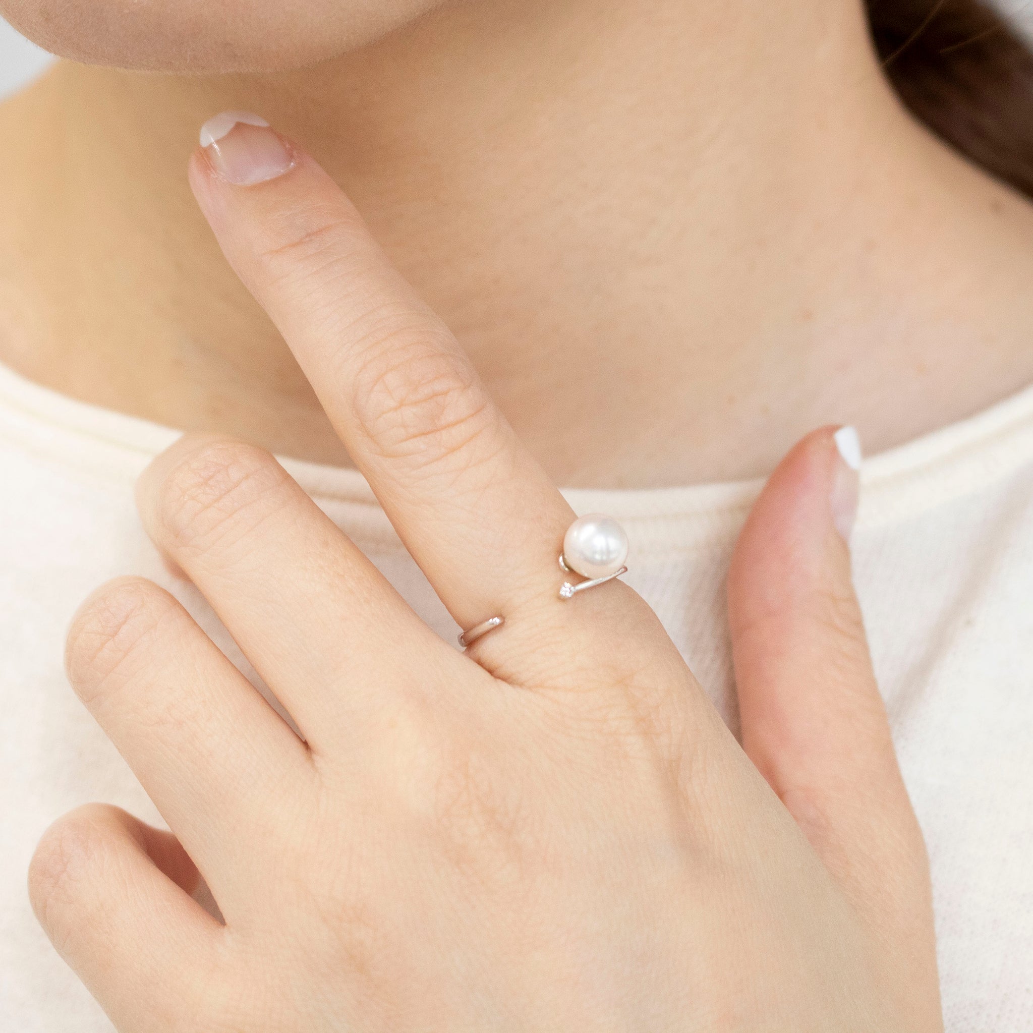 パール/ダイヤモンド プラチナリング(アコヤ真珠/6.5mm/6月誕生石)《25V02904》