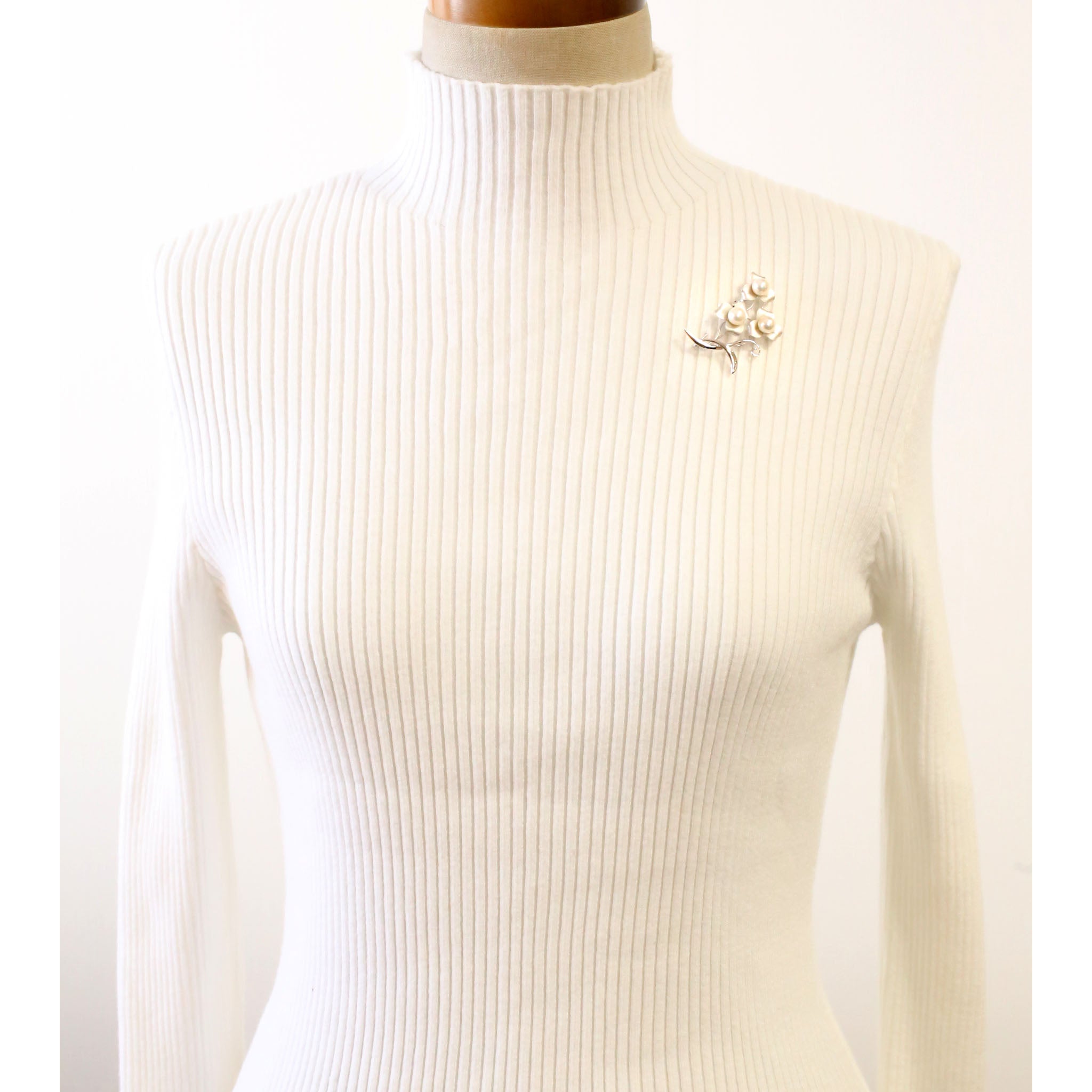 パール シルバーブローチ(アコヤ真珠/7mm/フラワーモチーフ/6月誕生石)《25V02908》