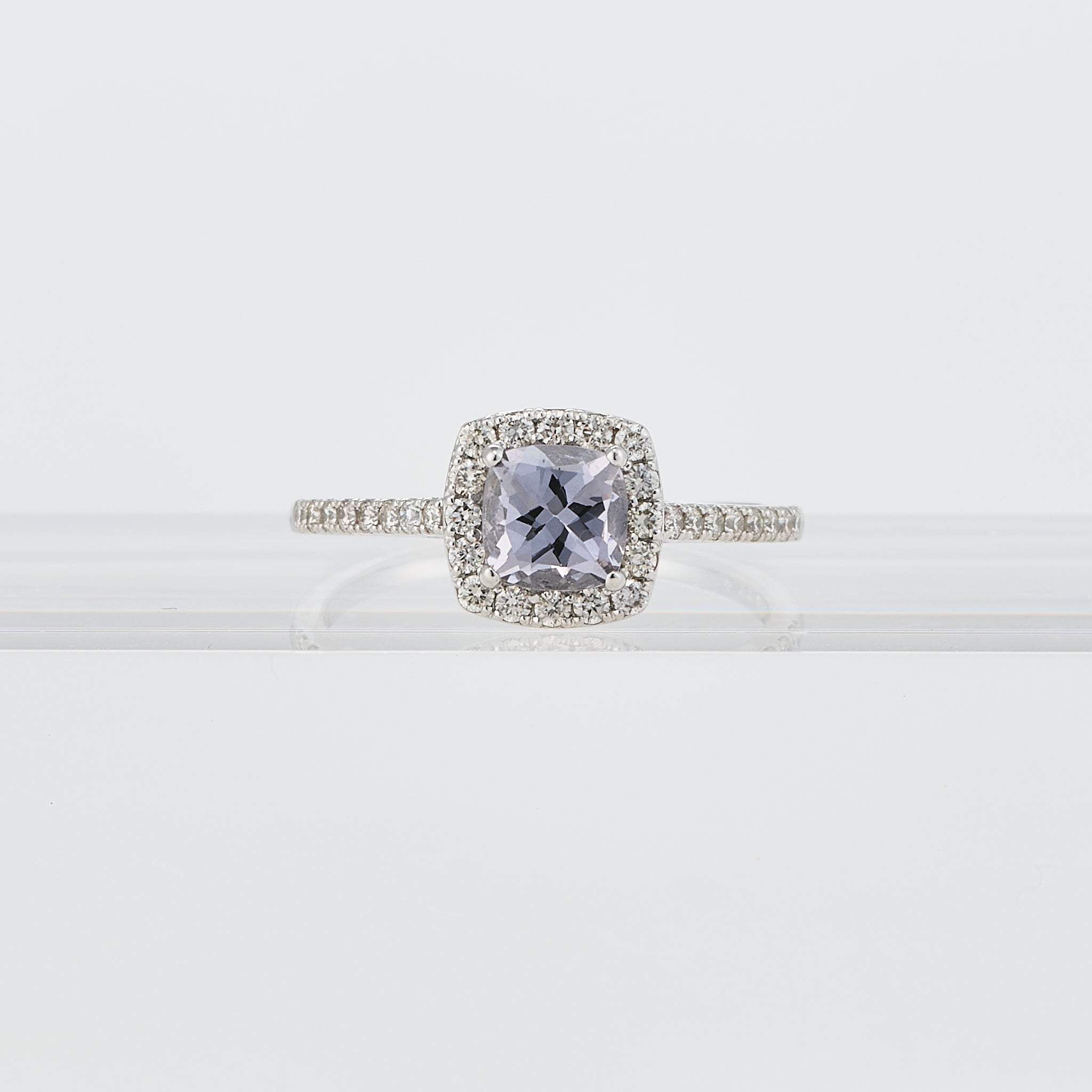 スピネル/ダイヤモンド プラチナリング(8月誕生石)《25V03001》