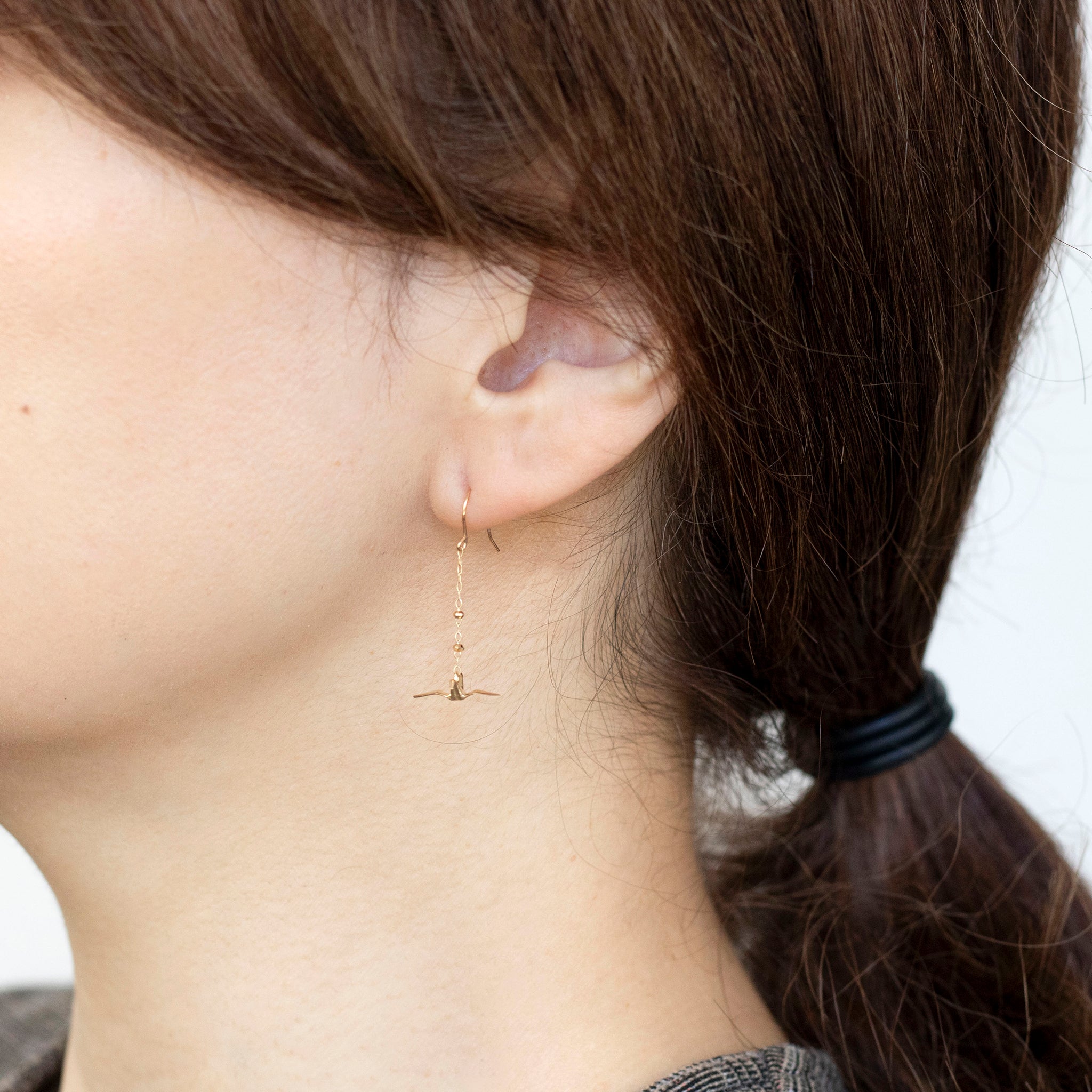 K10ピアス(折り鶴モチーフ)《25V03204》