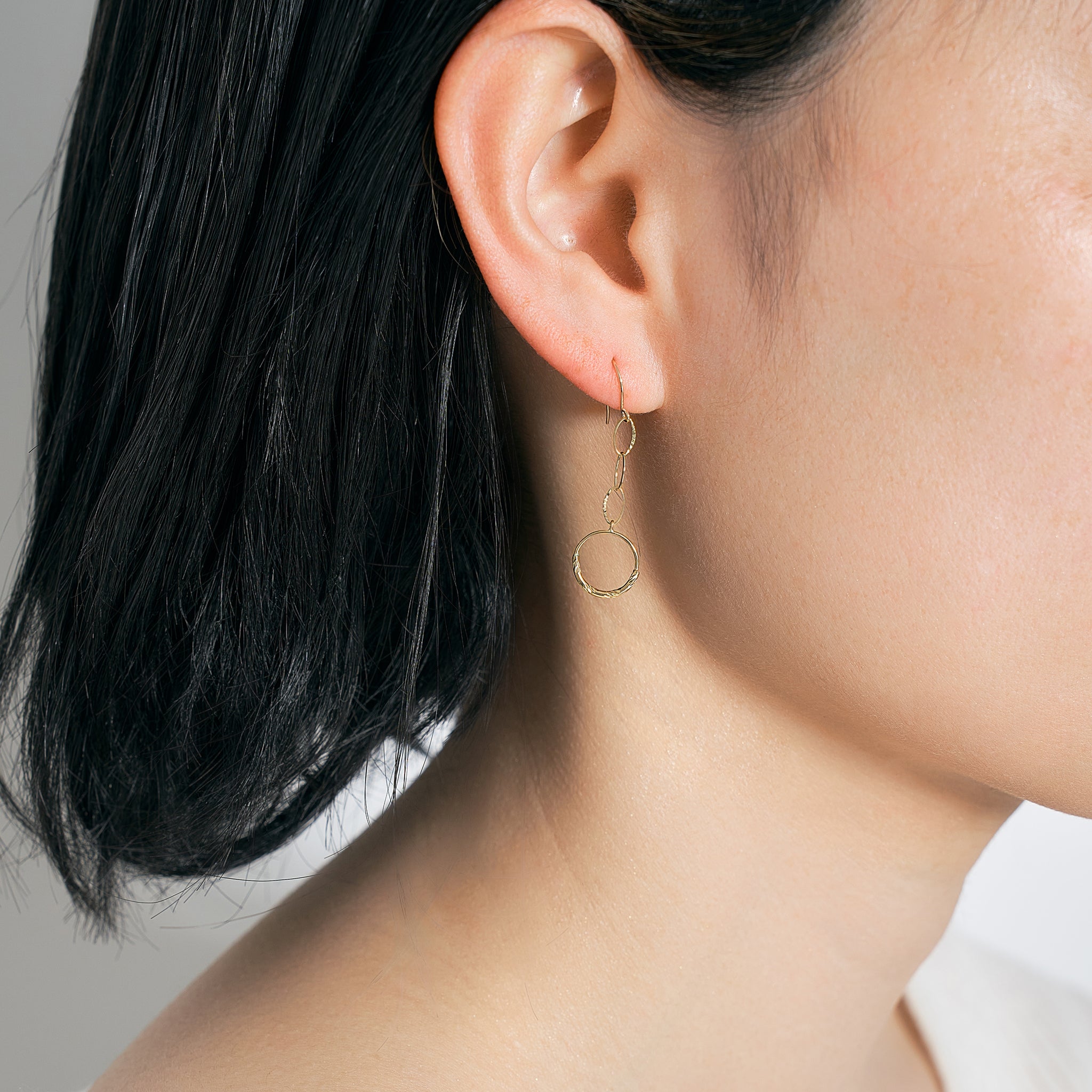 K10ピアス《25V03211》