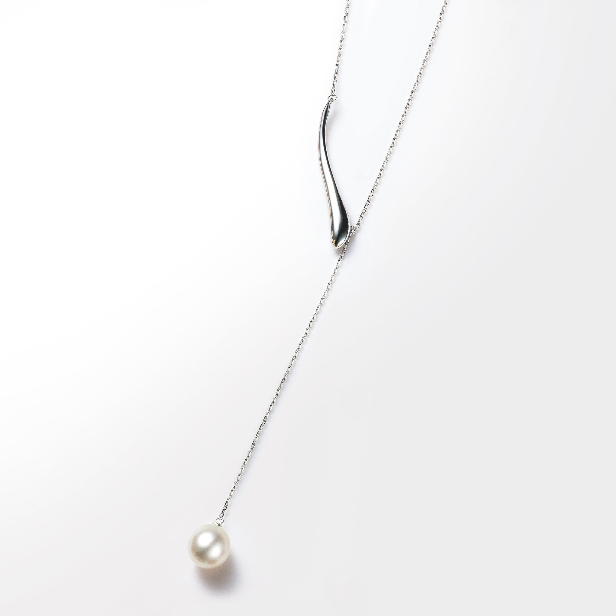 【限定6点】パール シルバーネックレス(白蝶真珠/8mm/6月誕生石)《25V03307》