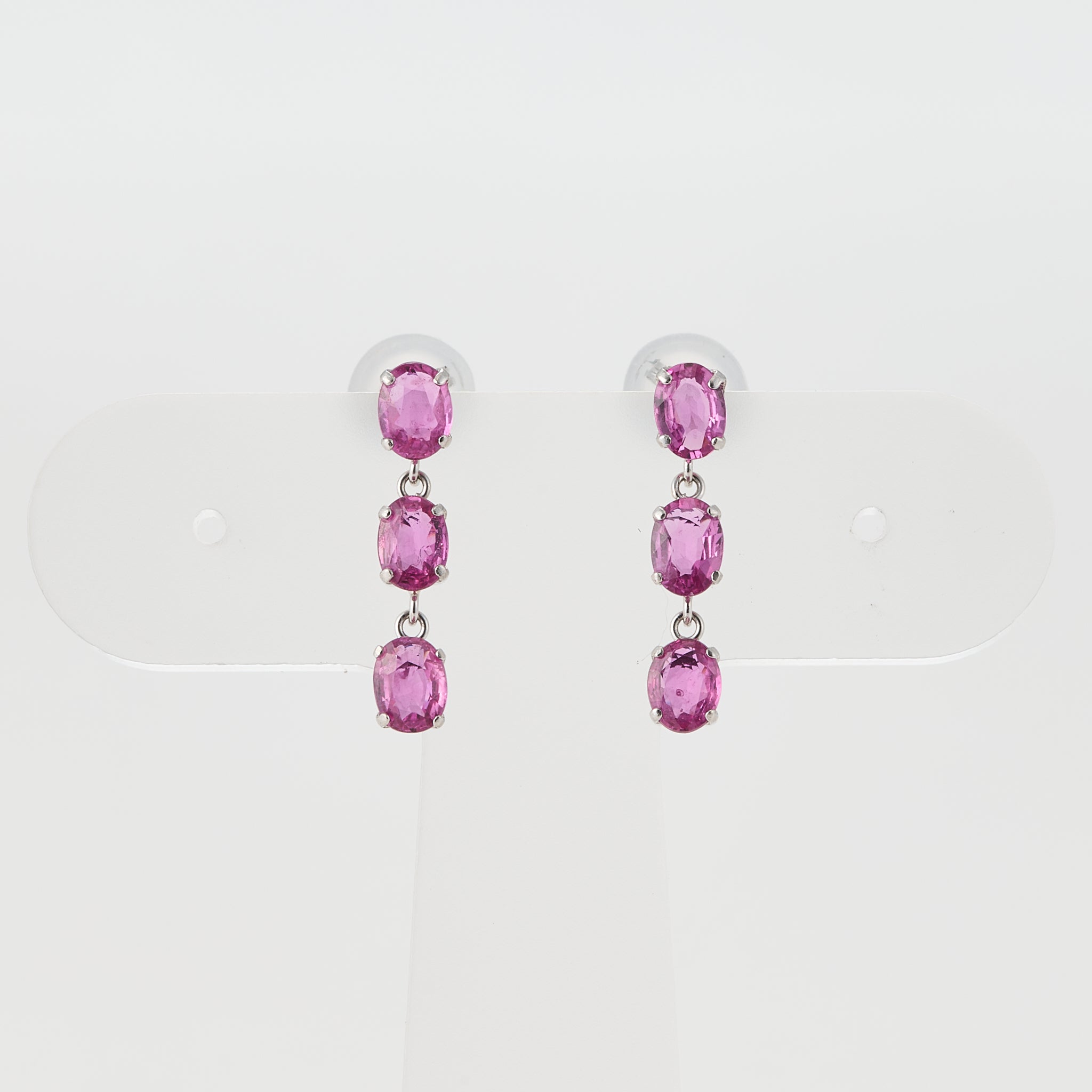 ルビー プラチナピアス(7月誕生石)《25V03406》