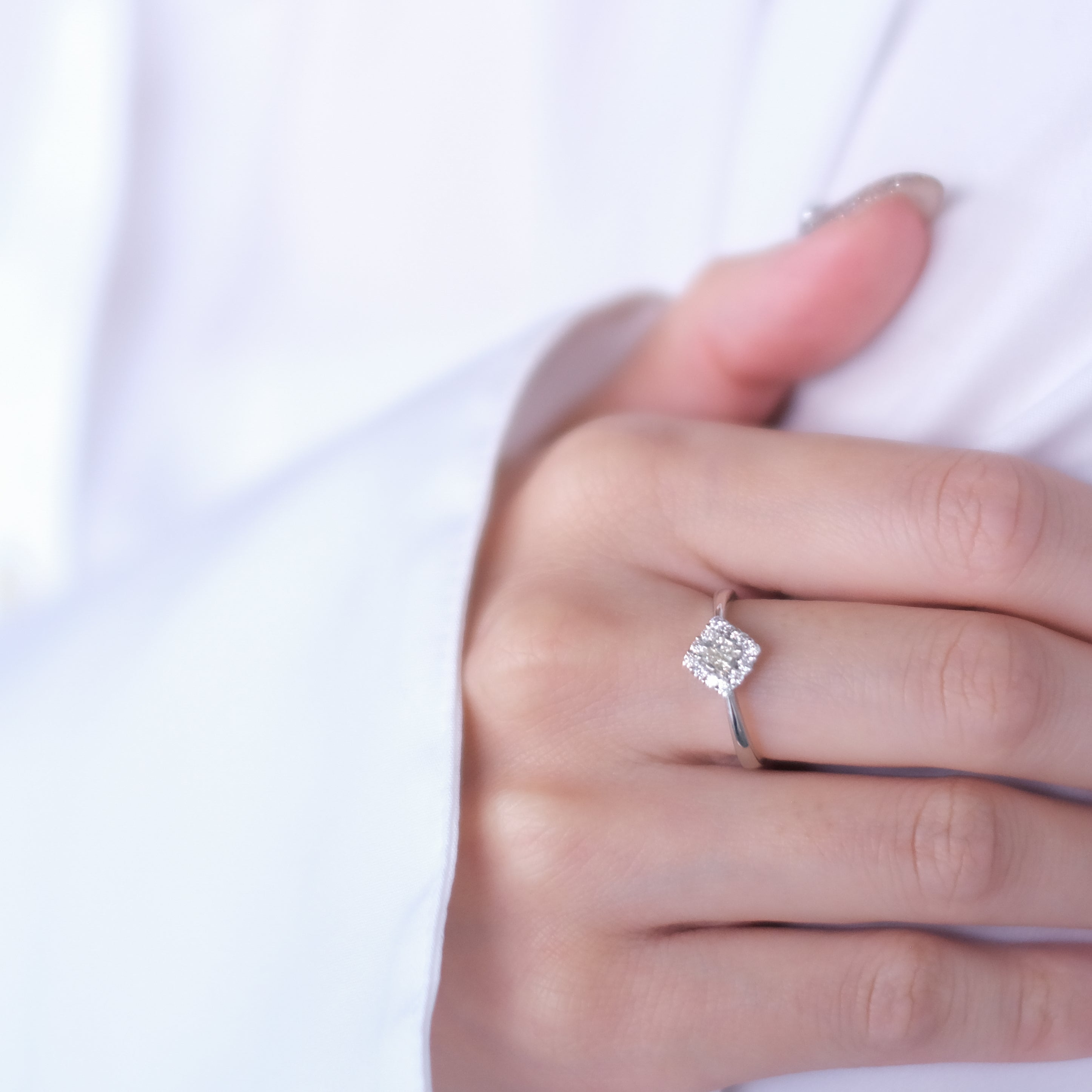 ダイヤモンド プラチナリング(4月誕生石)《25V03503》